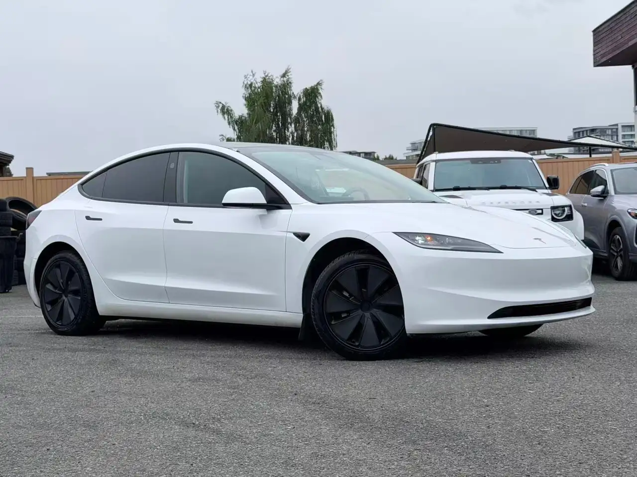 Tesla Model 3 photo Tesla Model 3