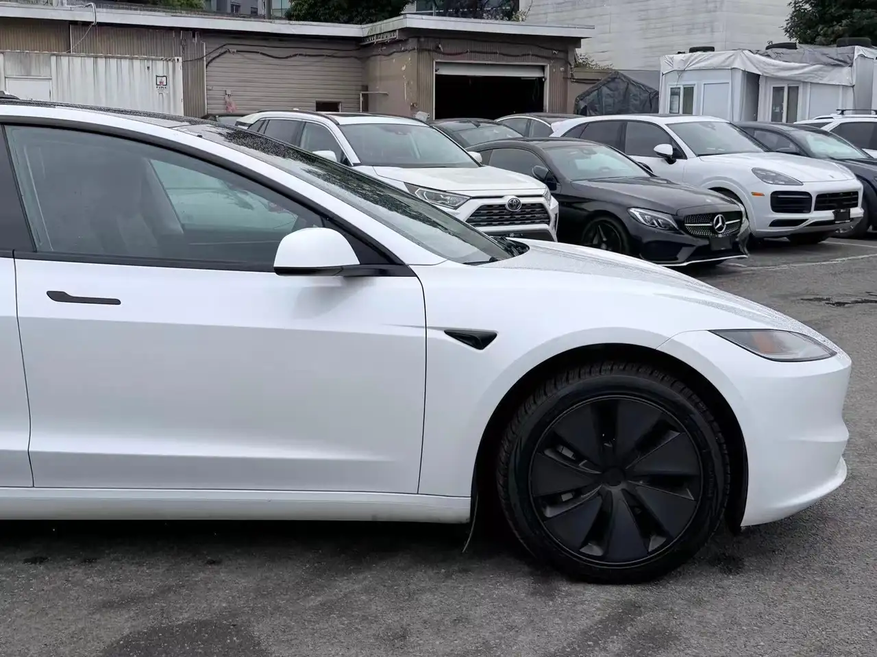 Tesla Model 3 photo Tesla Model 3