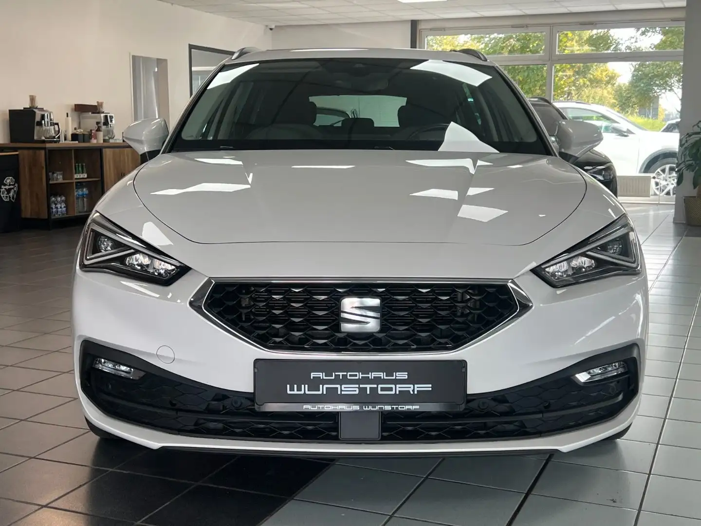 SEAT Leon Sportstourer Style PANO/CAM/LED/VIRT./BEATS Blanc - 2