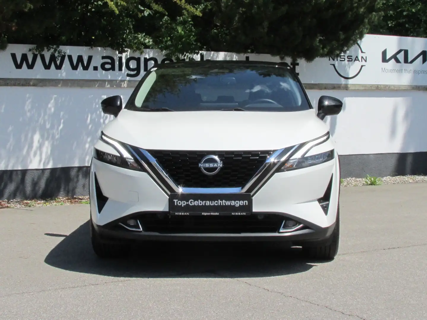 Nissan Qashqai 1,3 DIG-T MHEV 4x4 N-Connecta Aut. Weiß - 2