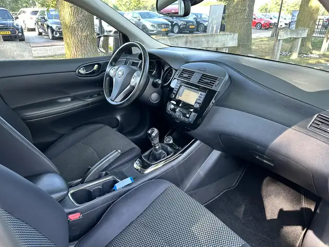 Nissan Pulsar view 21