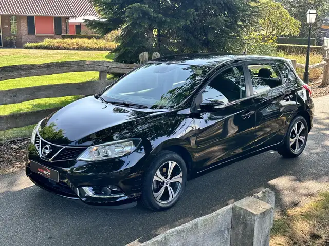 Nissan Pulsar view 13