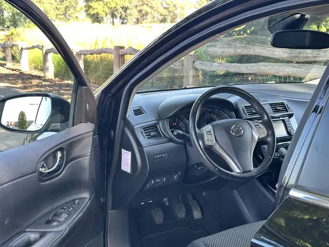 Nissan Pulsar view 15