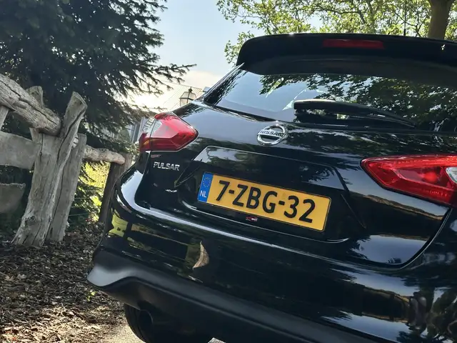 Nissan Pulsar view 4