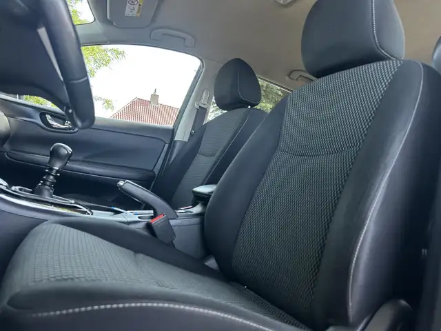 Nissan Pulsar view 17