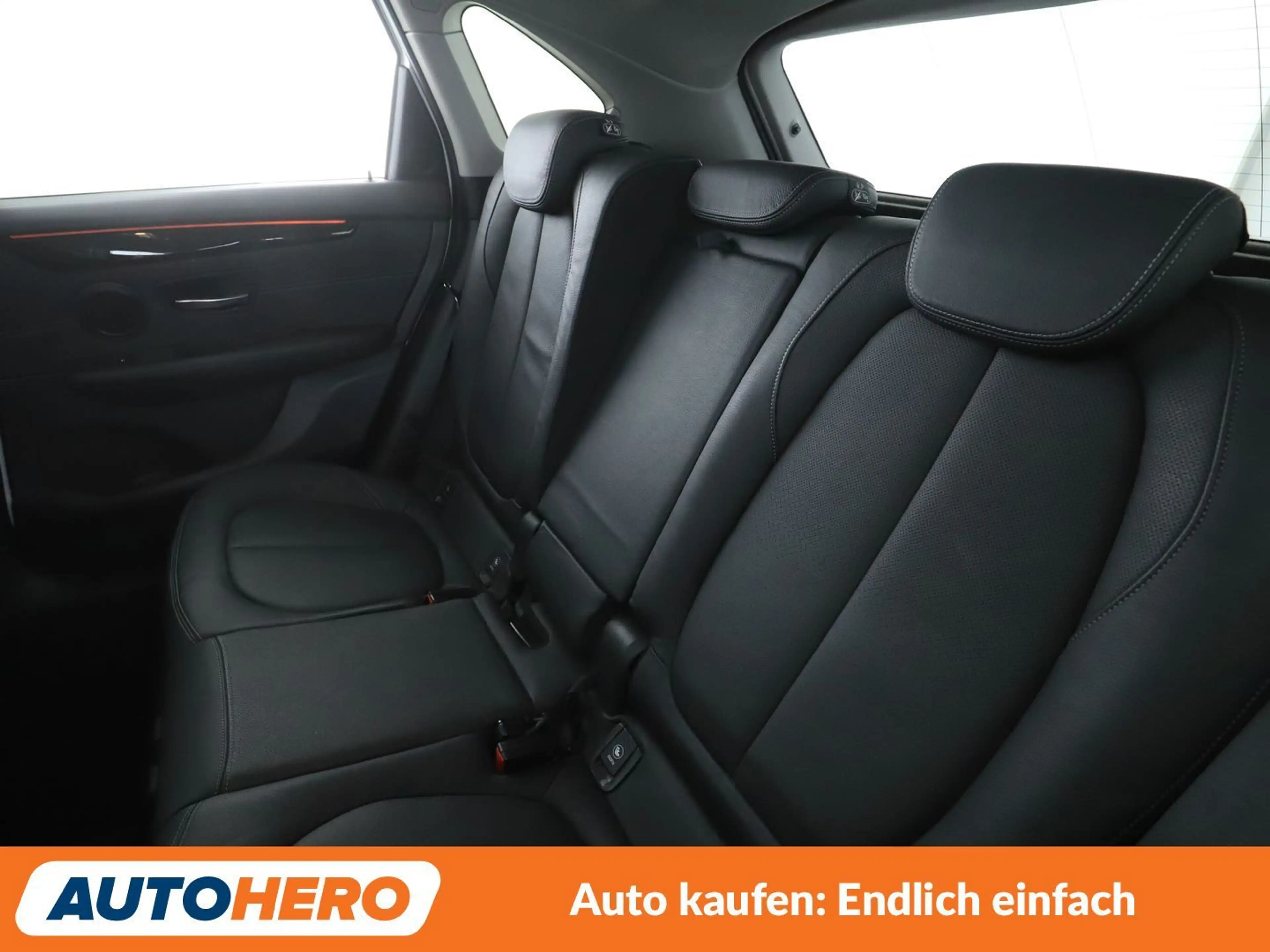 BMW 218 218d Active Tourer Sport Line Aut.*NAVI*LED*TEMPO* — photo 14