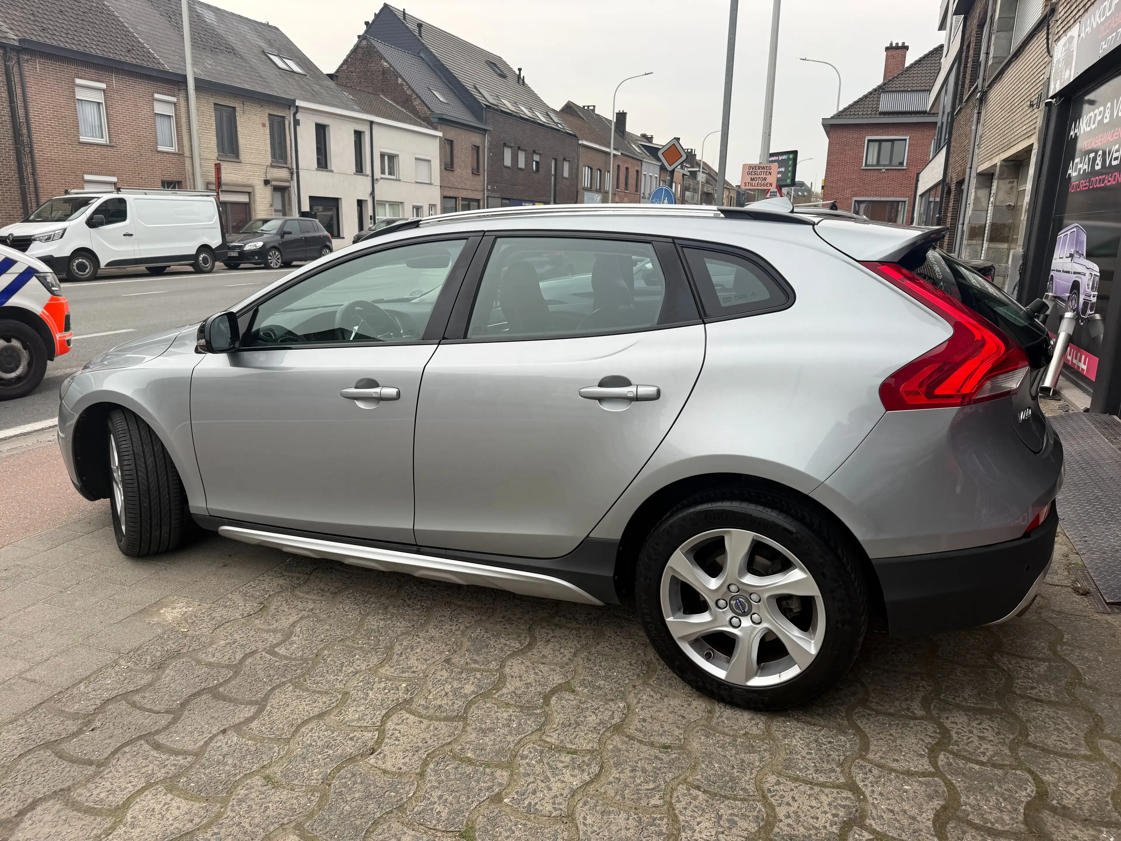 Volvo V40 Cross Country V40 Cross Country 2.0 T4 AWD Summum Geartronic — photo 6