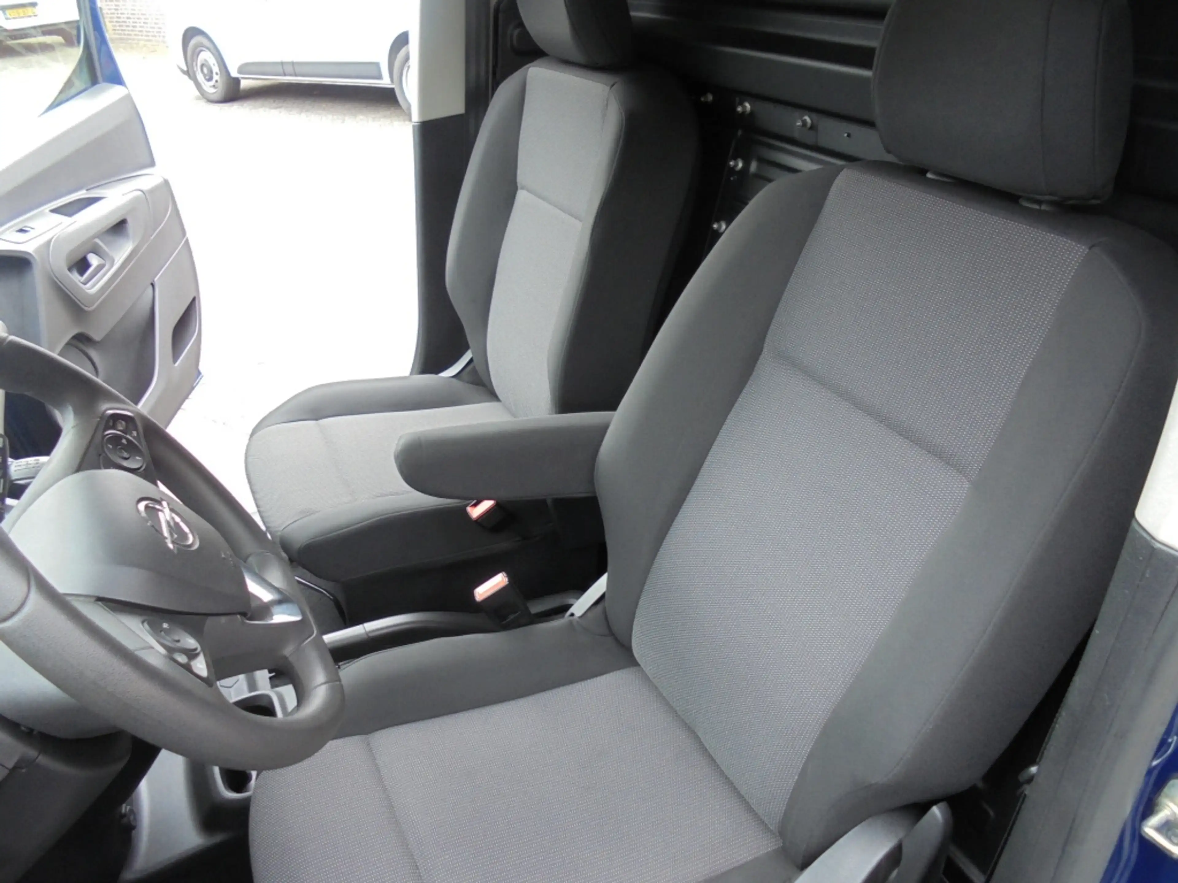 Opel Combo 1.5D L1H1 Edition||PDC||Airco||Navi||Carplay||2 Sc — photo 17