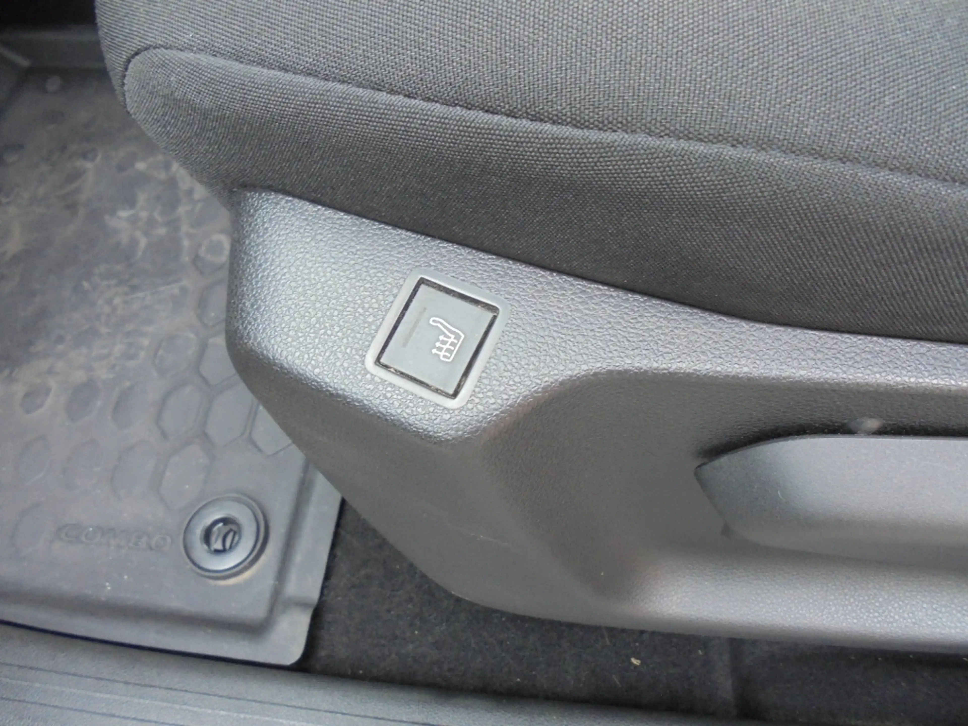 Opel Combo 1.5D L1H1 Edition||PDC||Airco||Navi||Carplay||2 Sc — photo 18