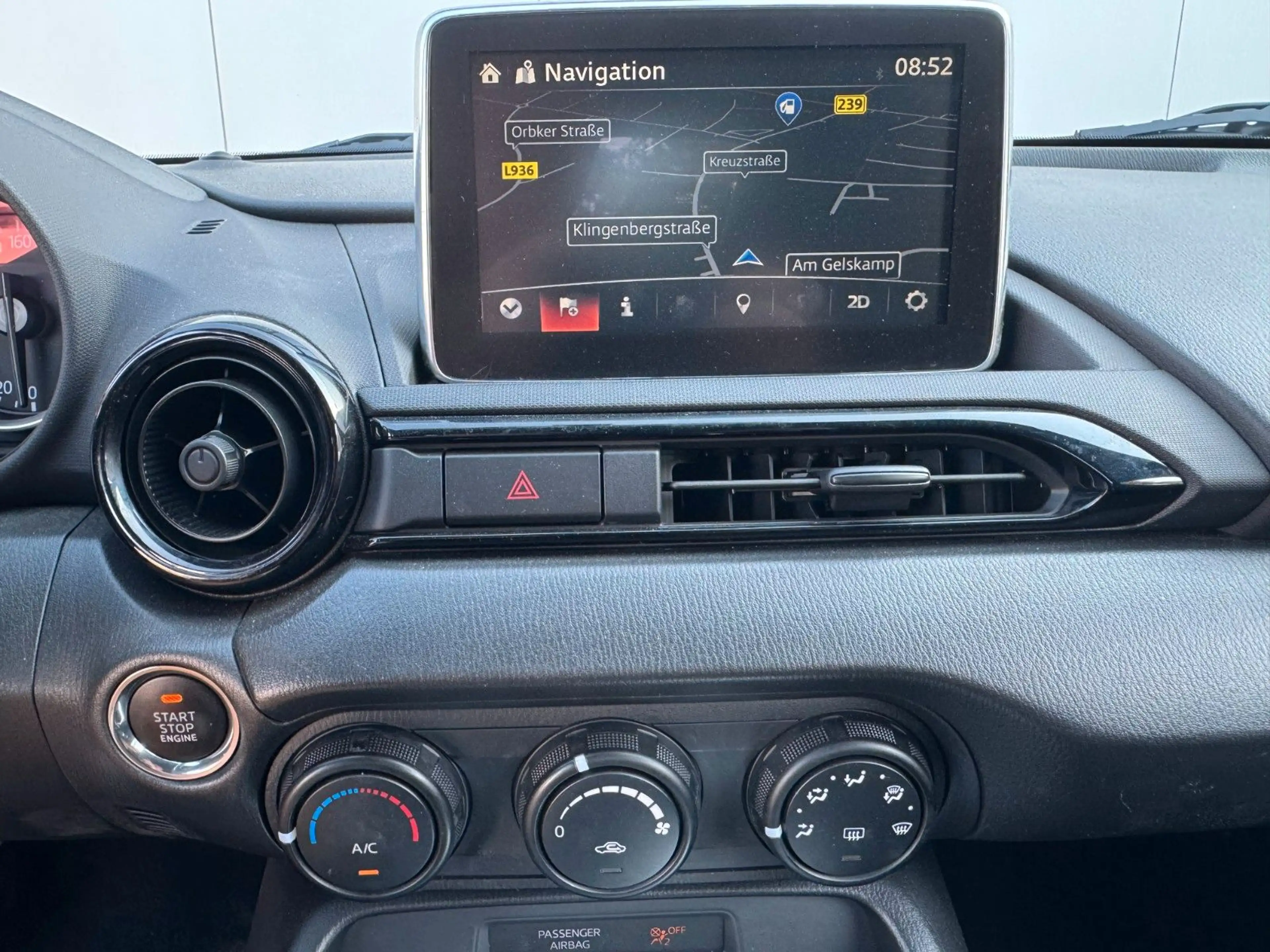 Mazda MX-5 1.5 Center-Line KLIMA NAVI TEMPOM. EIBACH — photo 9