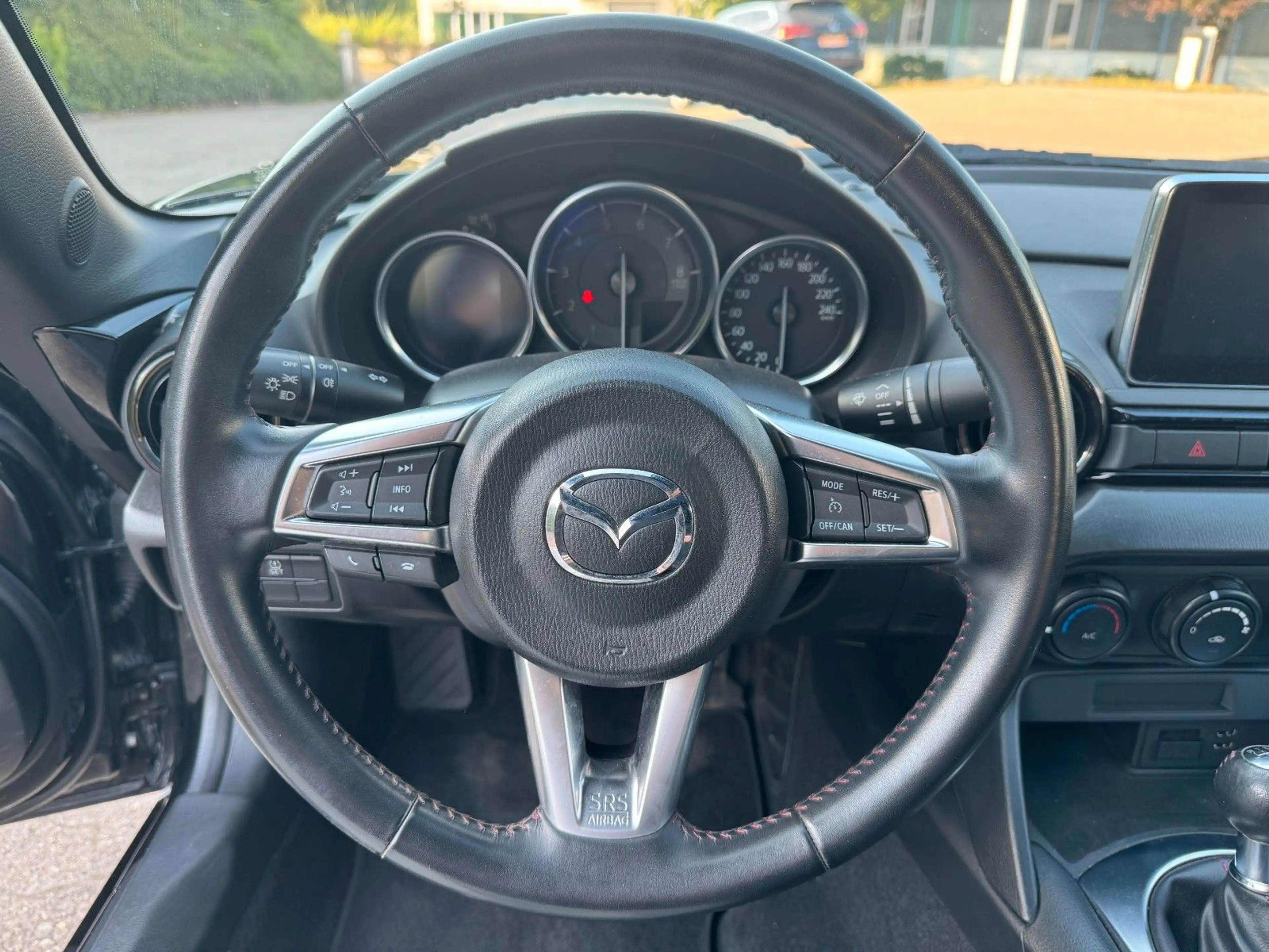 Mazda MX-5 1.5 Center-Line KLIMA NAVI TEMPOM. EIBACH — photo 6