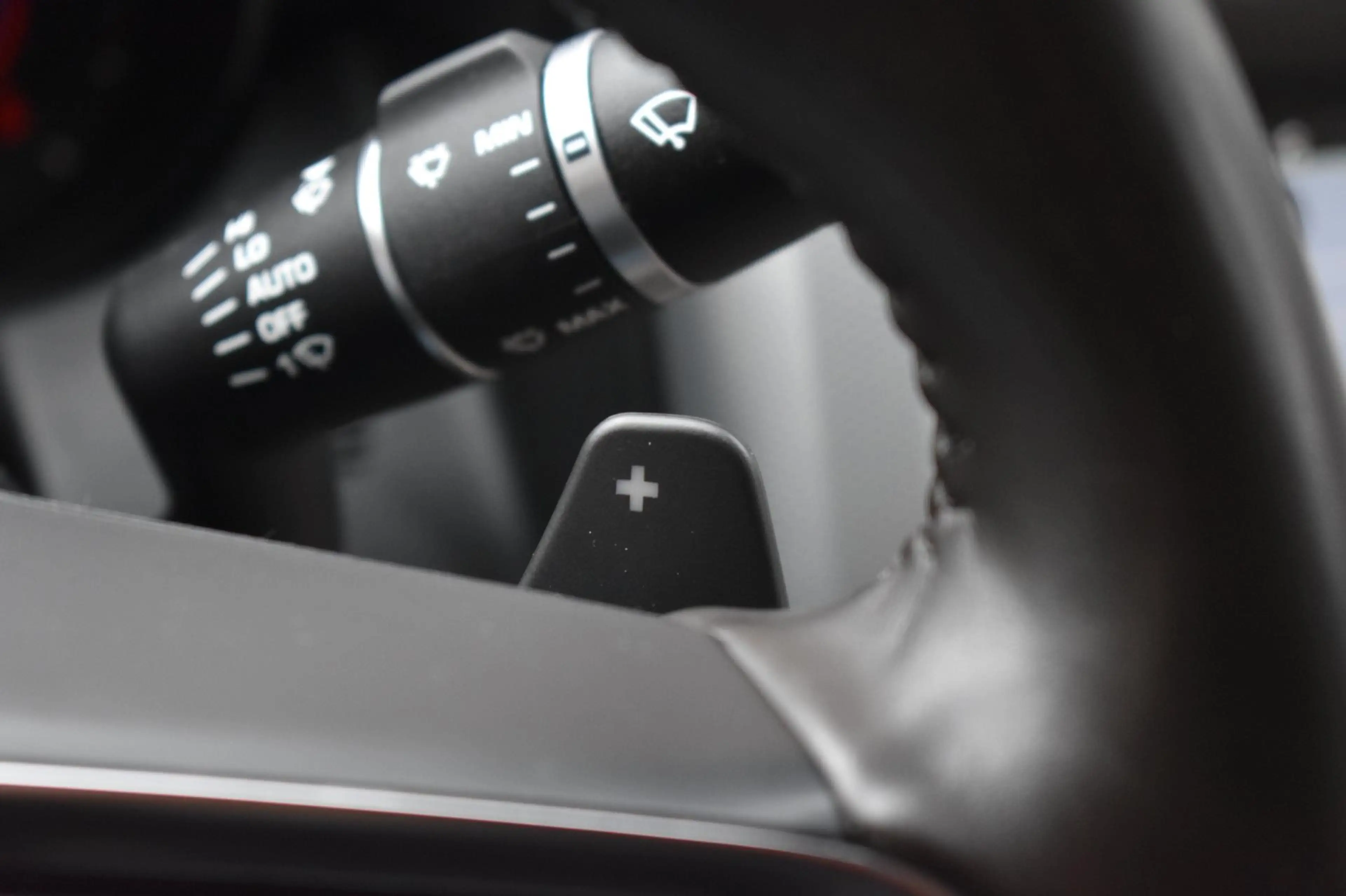 Jaguar XF 2.0d Prestige '19 Leder Xenon Clima NAvi Cruise — photo 17