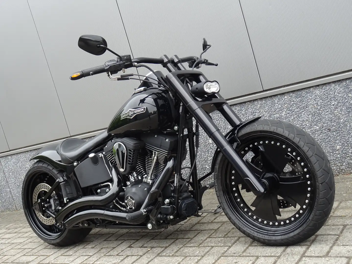 Harley-Davidson Night Train FXSTB CUSTOM Noir - 2