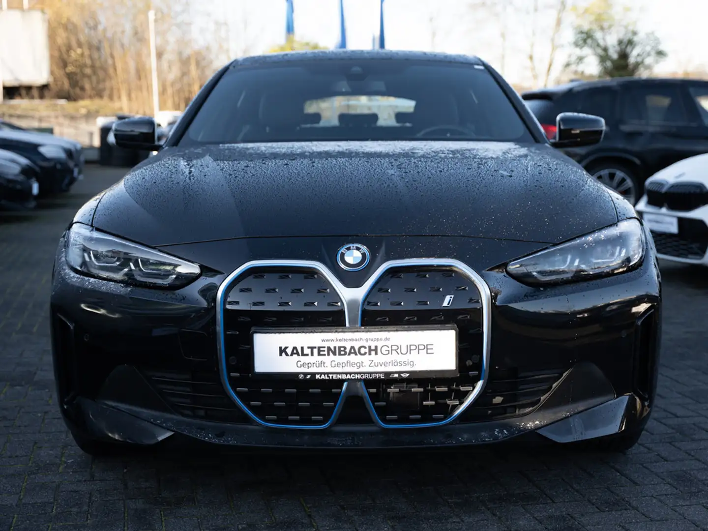 BMW i4 eDrive 40 Gran Coupe AHK LED ACC NAVI HGSD Schwarz - 2