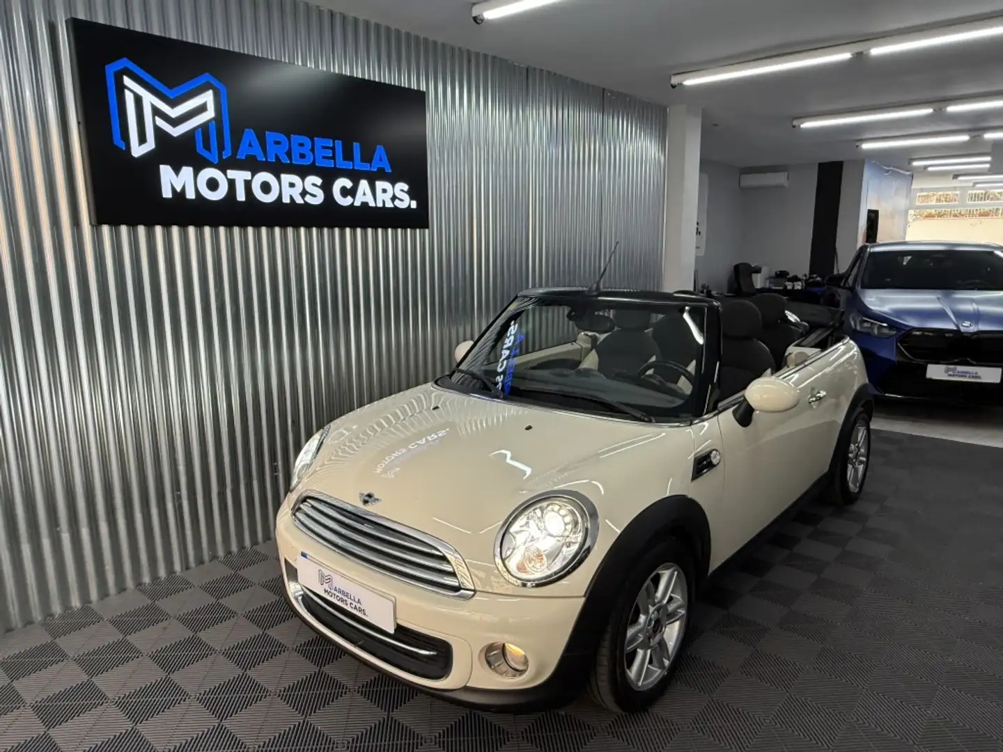 MINI Cooper Cabrio Aut. Beige - 1
