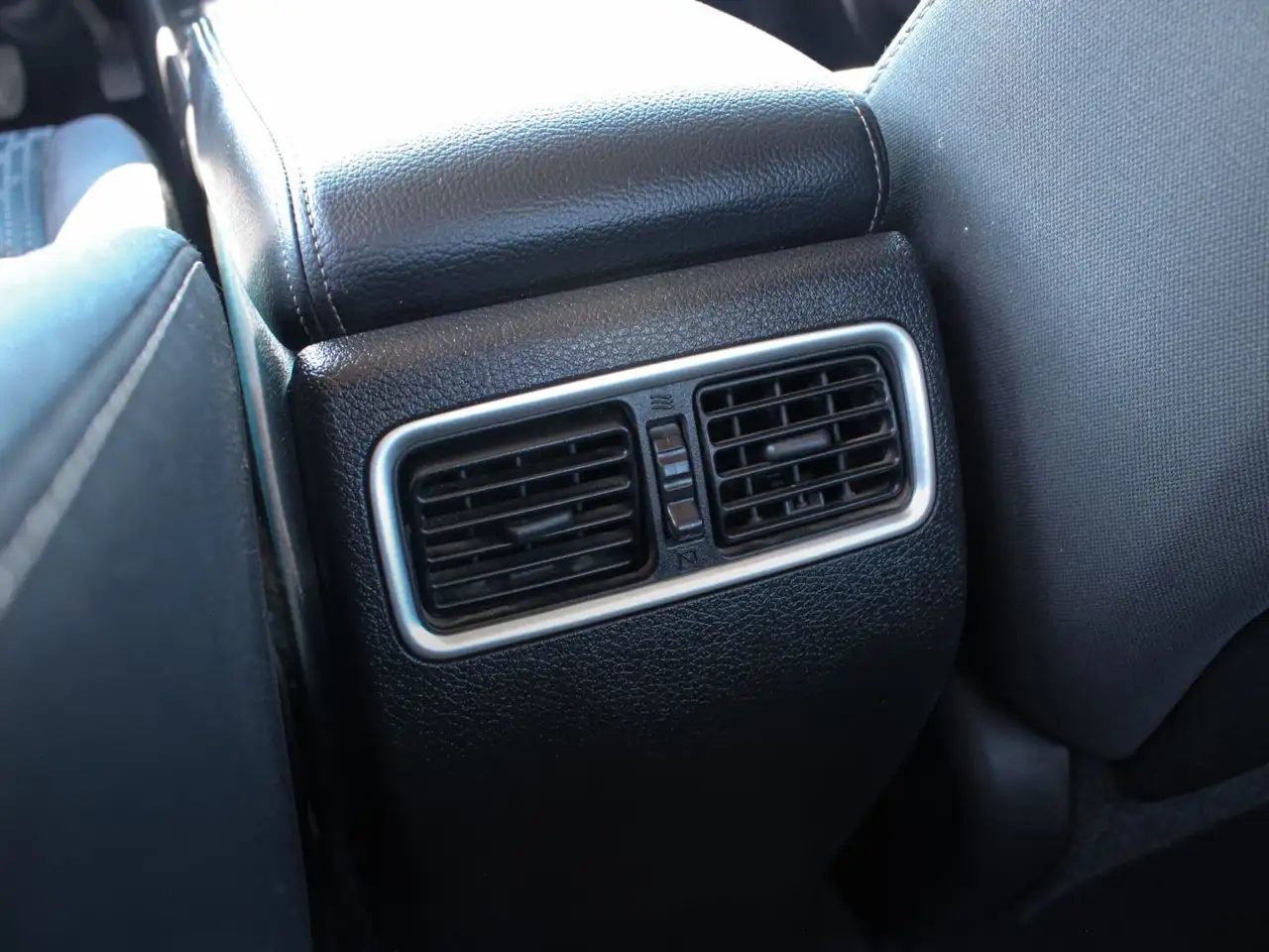 Nissan Altima fotografie Nissan Altima