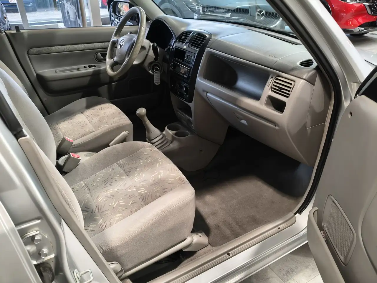 Mazda Demio 1.5 SI, foto 9