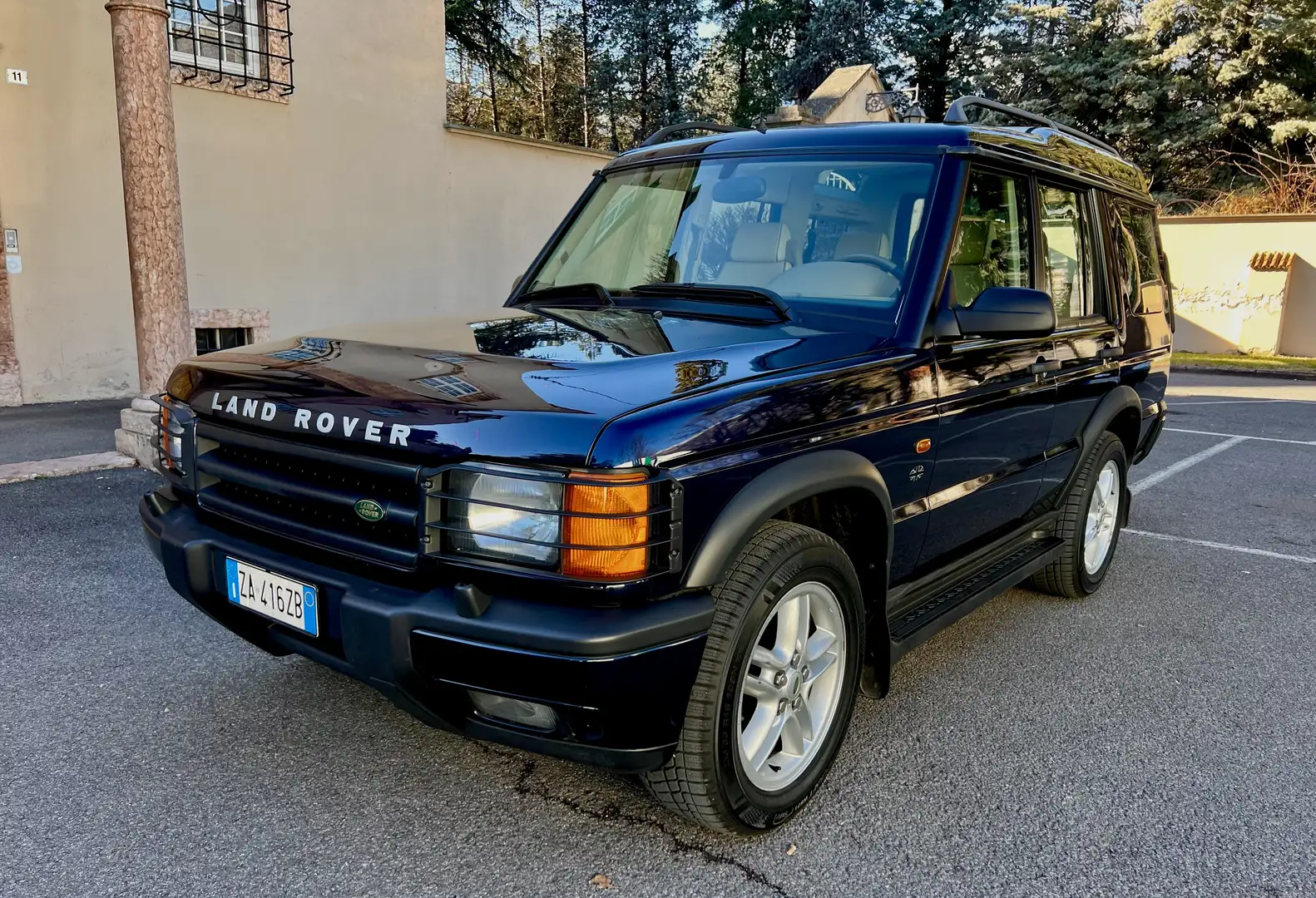 Land Rover Discovery V8i ES - 1