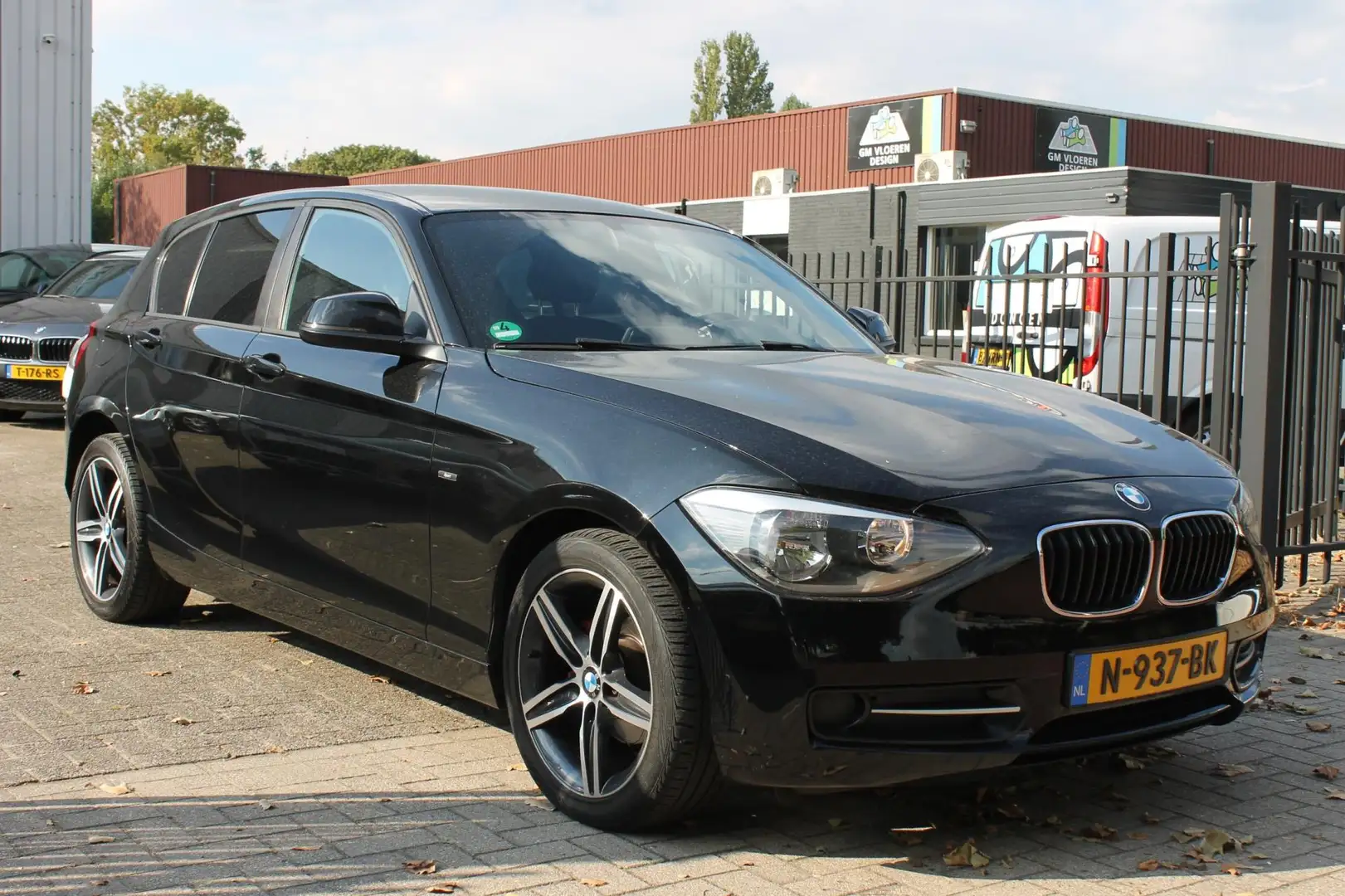 BMW 116 1-serie 116i Limited Edition Airco Cruise Keurige Noir - 2
