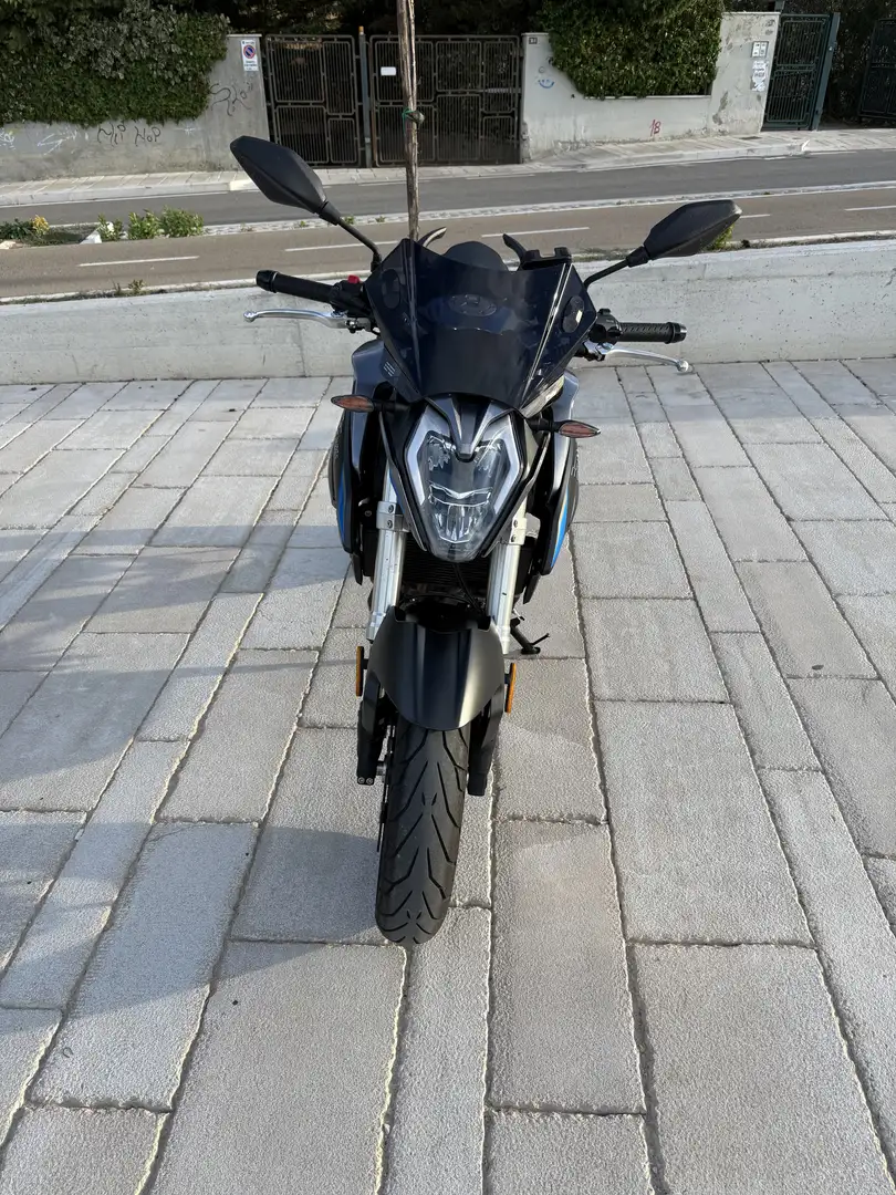 Voge 500R Brivido - 2