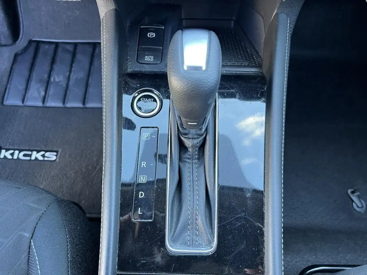 Nissan Kicks снимка Nissan Kicks