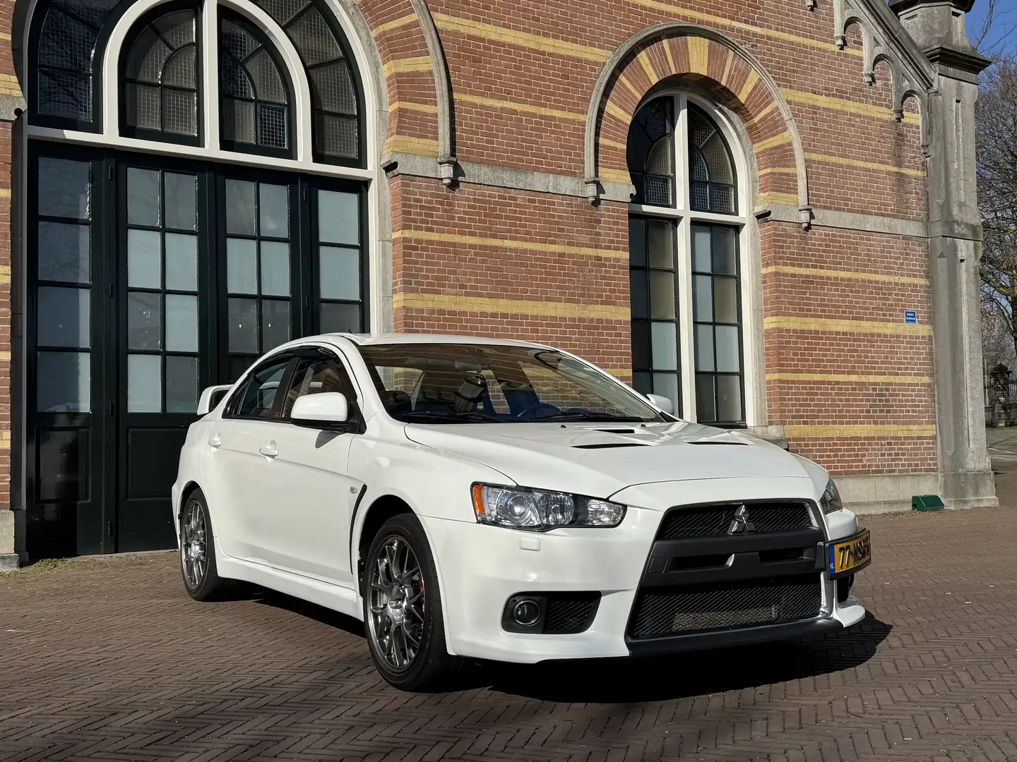 Mitsubishi Lancer Evolution X MR Alb - 2