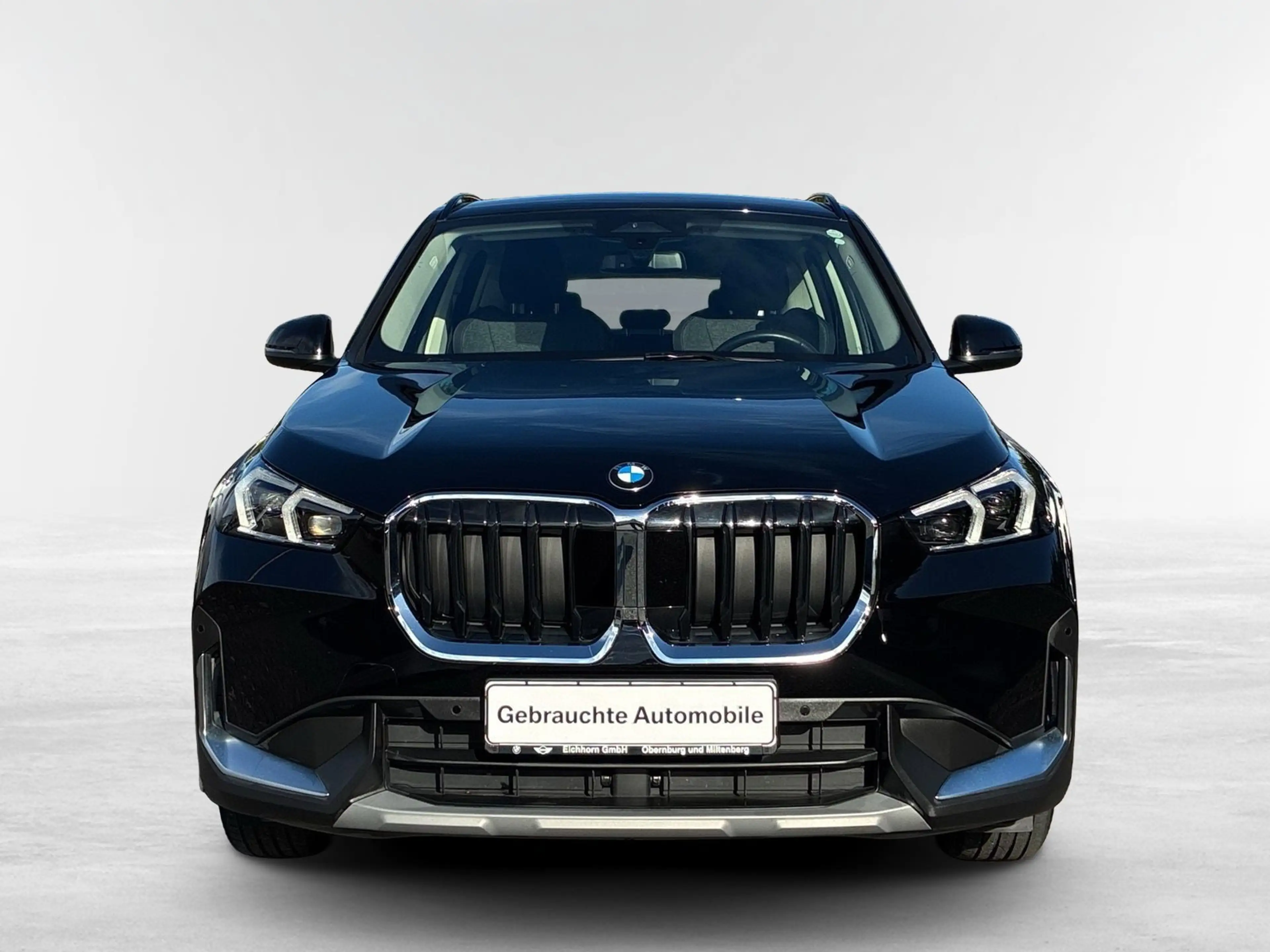 BMW X1 sDrive20i — photo 3