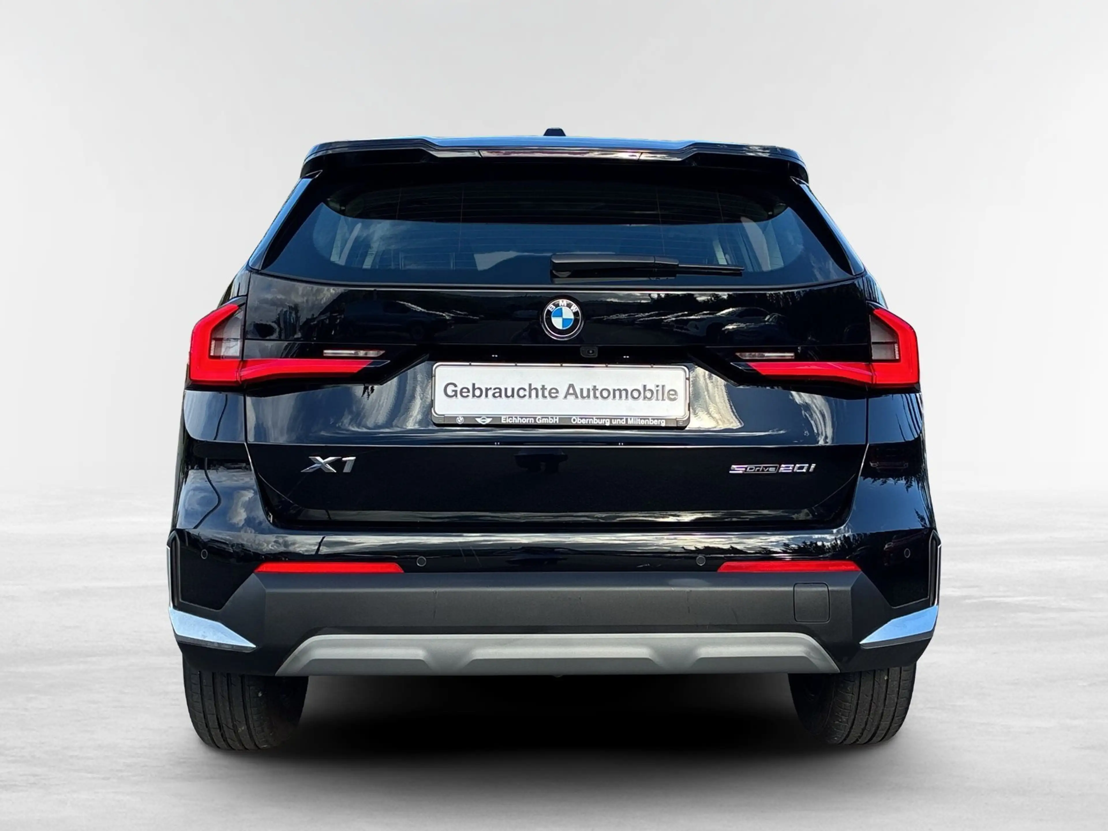 BMW X1 sDrive20i — photo 5