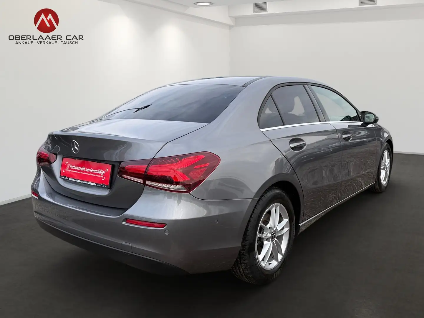 Mercedes-Benz A 180 A 180 d Limousine Aut. | 1.Besitz | Led | Leder Grau - 2