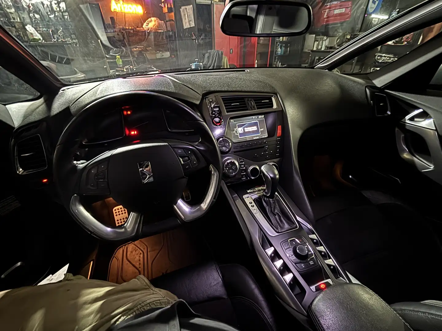 DS Automobiles DS 5 Chiq Automatik Szürke - 2