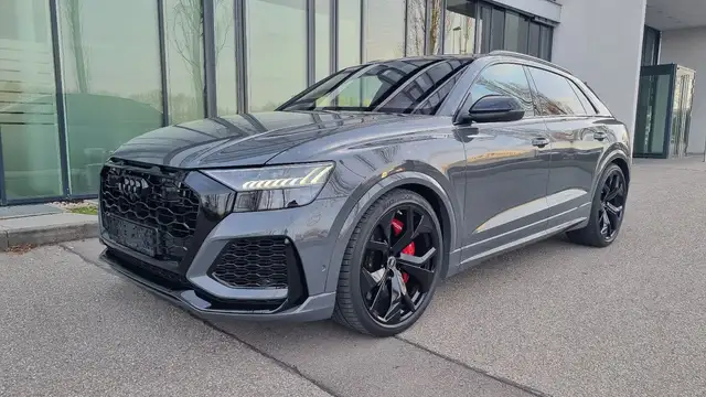 Audi RS Q8 -KERAMIK-PANO-STANDHZ-360°-B&O-23-Matrix-HUD