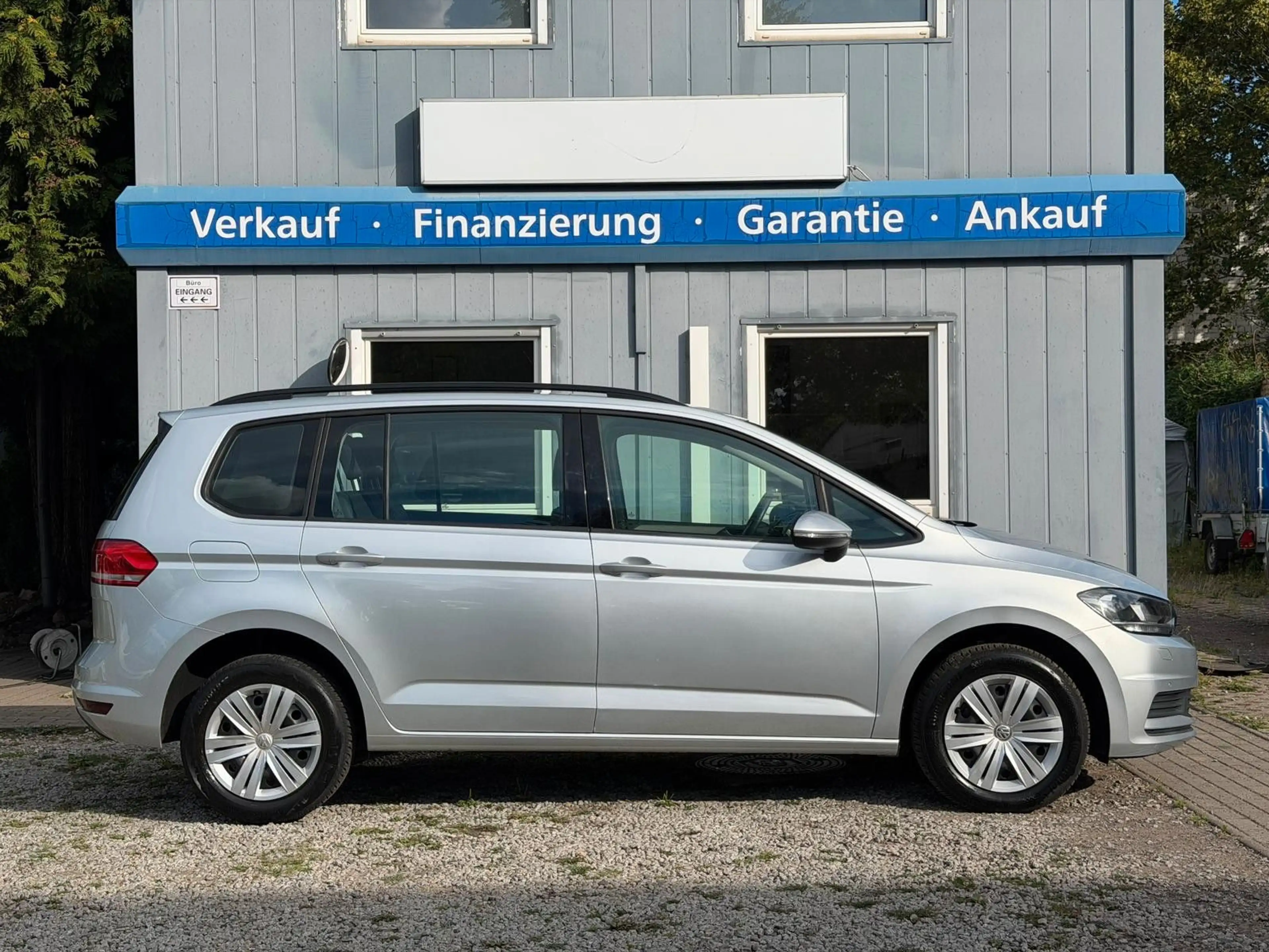 Volkswagen Touran 2.0 TDI DSG Comfortline*Klima*SHZ*PDC — photo 2