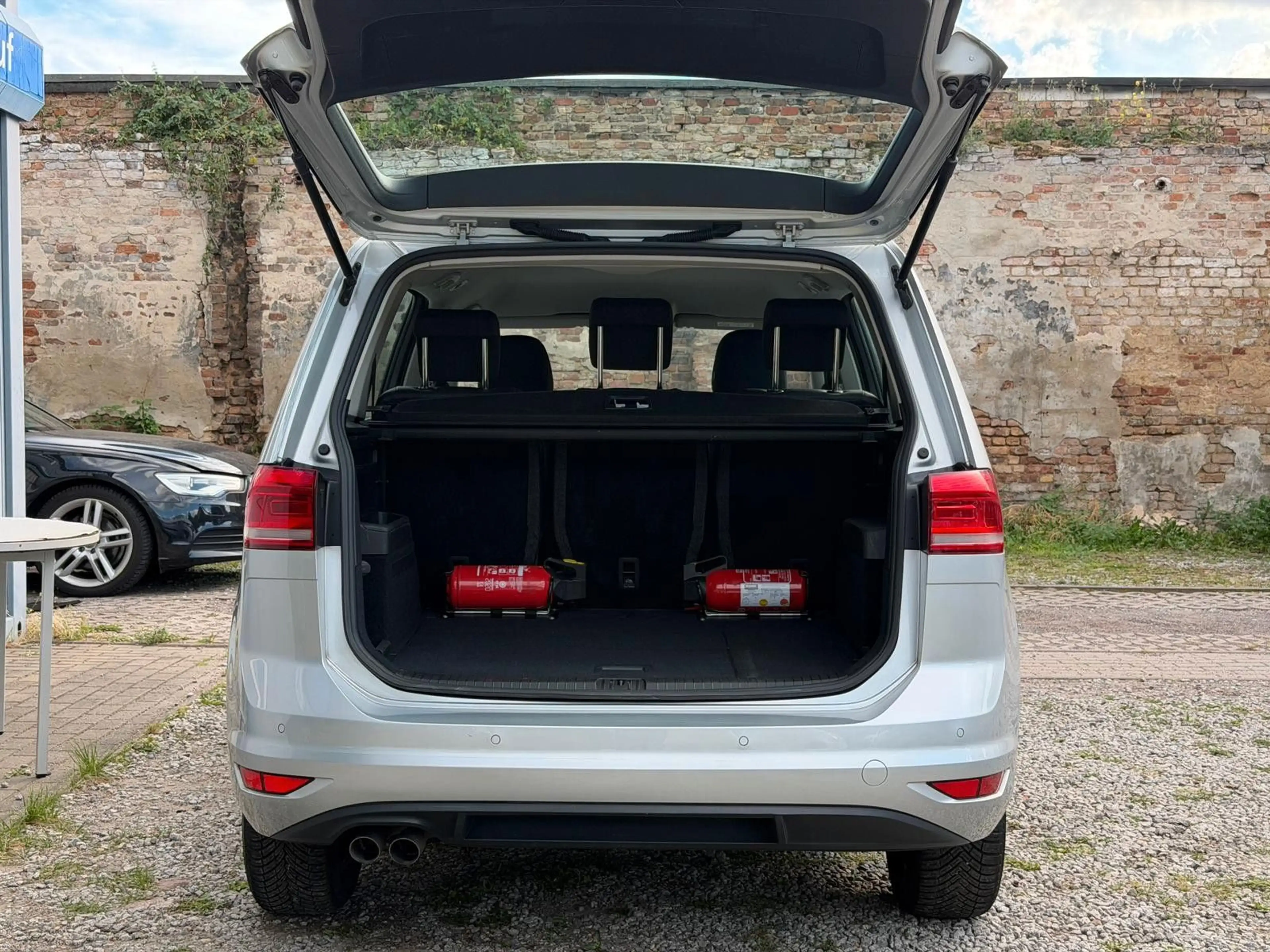 Volkswagen Touran 2.0 TDI DSG Comfortline*Klima*SHZ*PDC — photo 10