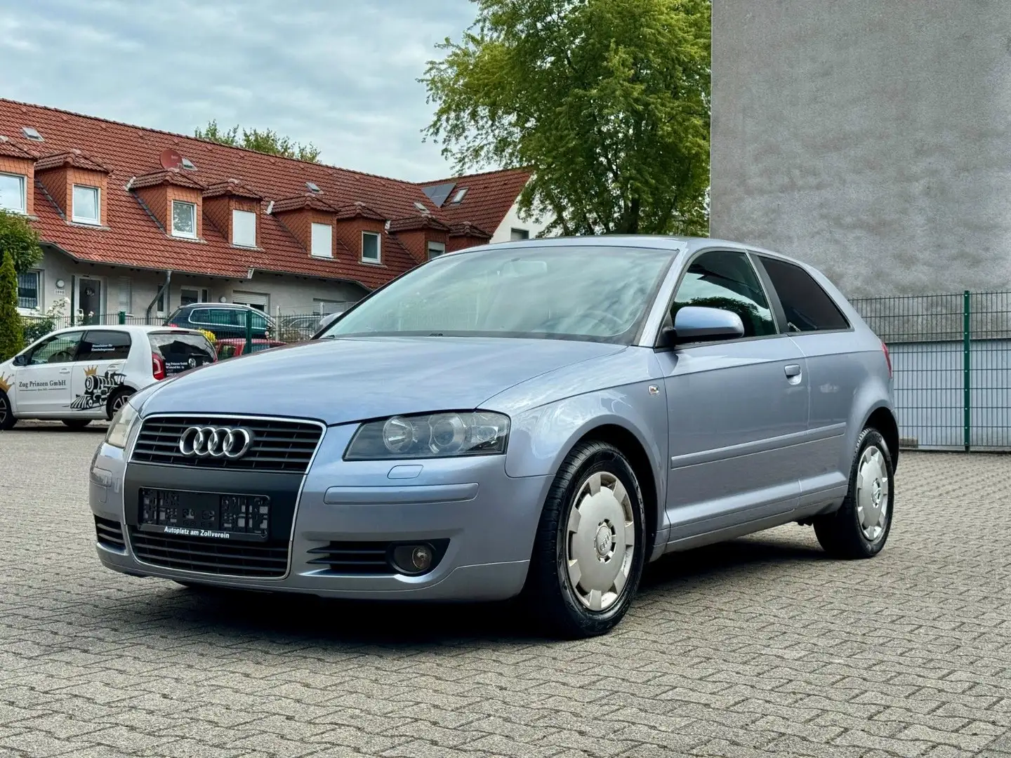 Audi A3 1.6 Ambition TÜV NEU XENON Silber - 1