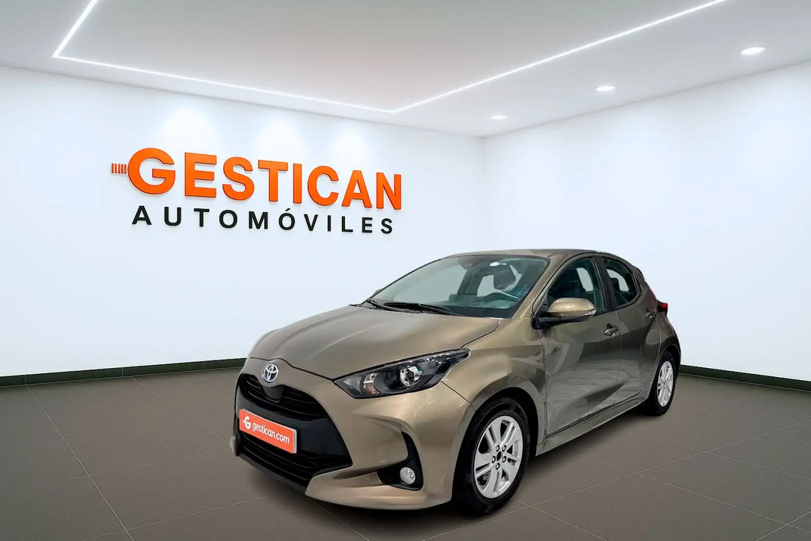 Toyota Yaris 1.5 120H Active Tech Amarillo - 1
