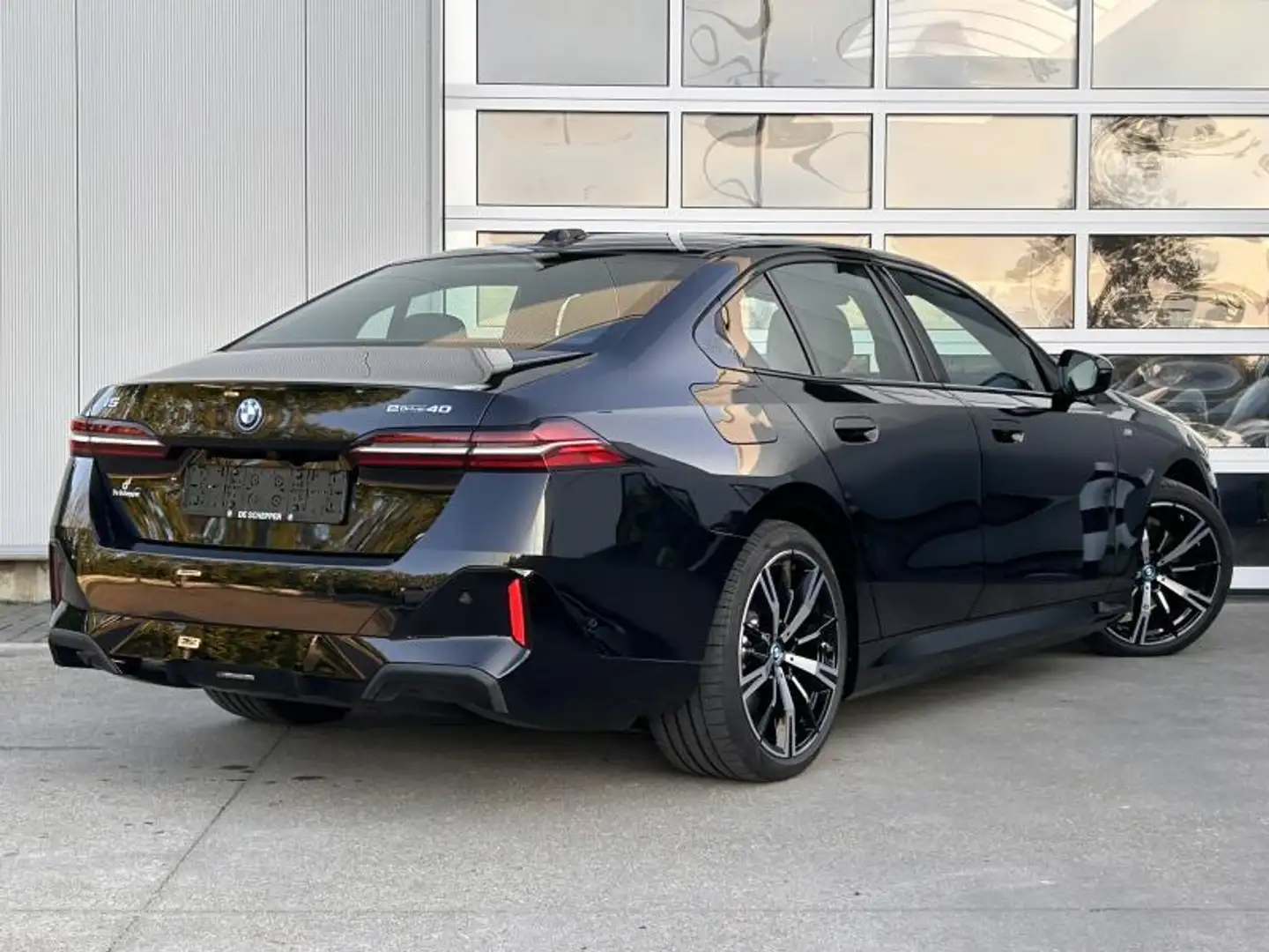 BMW i5 Berline Negro - 2