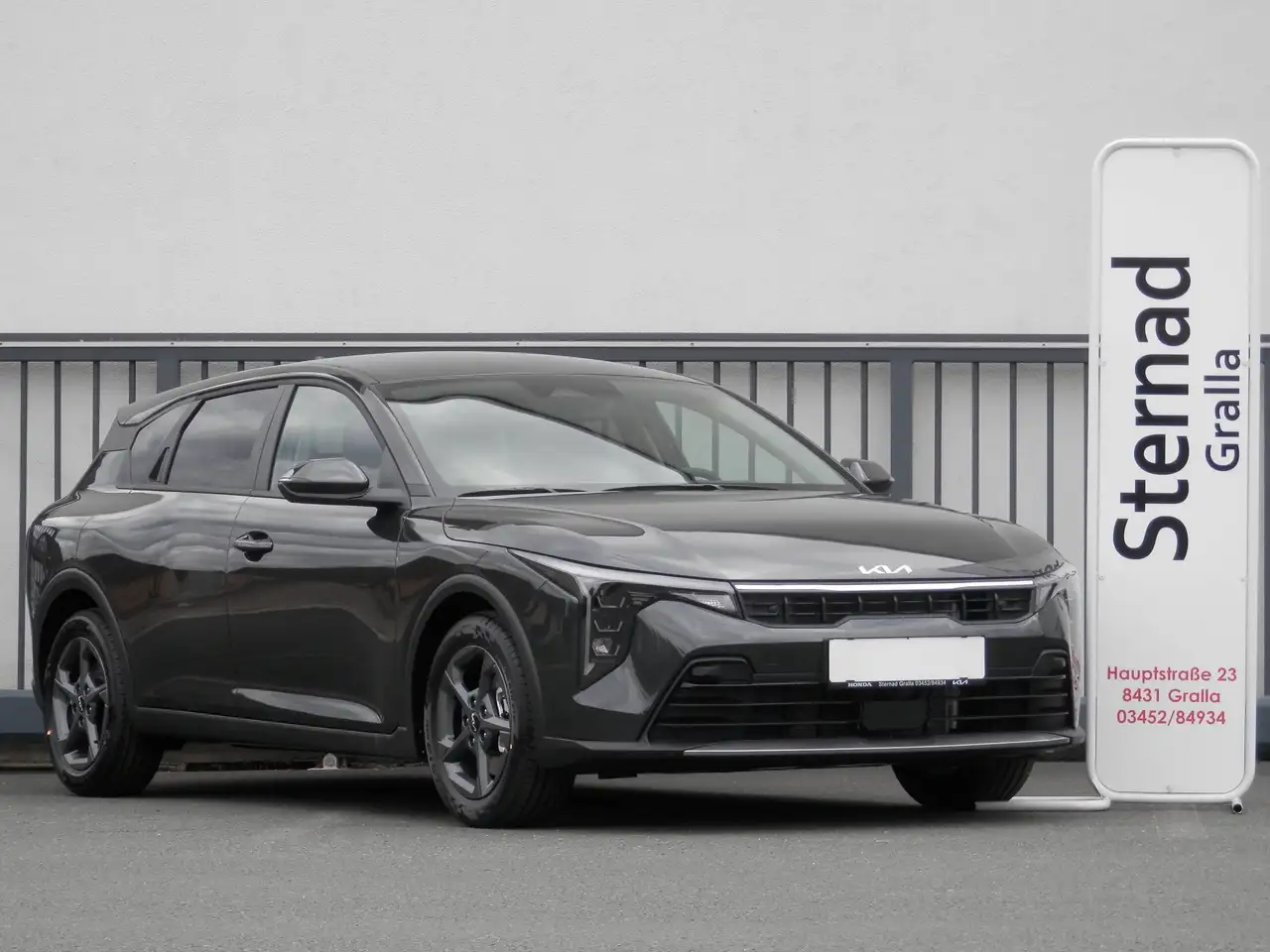 Kia K4
