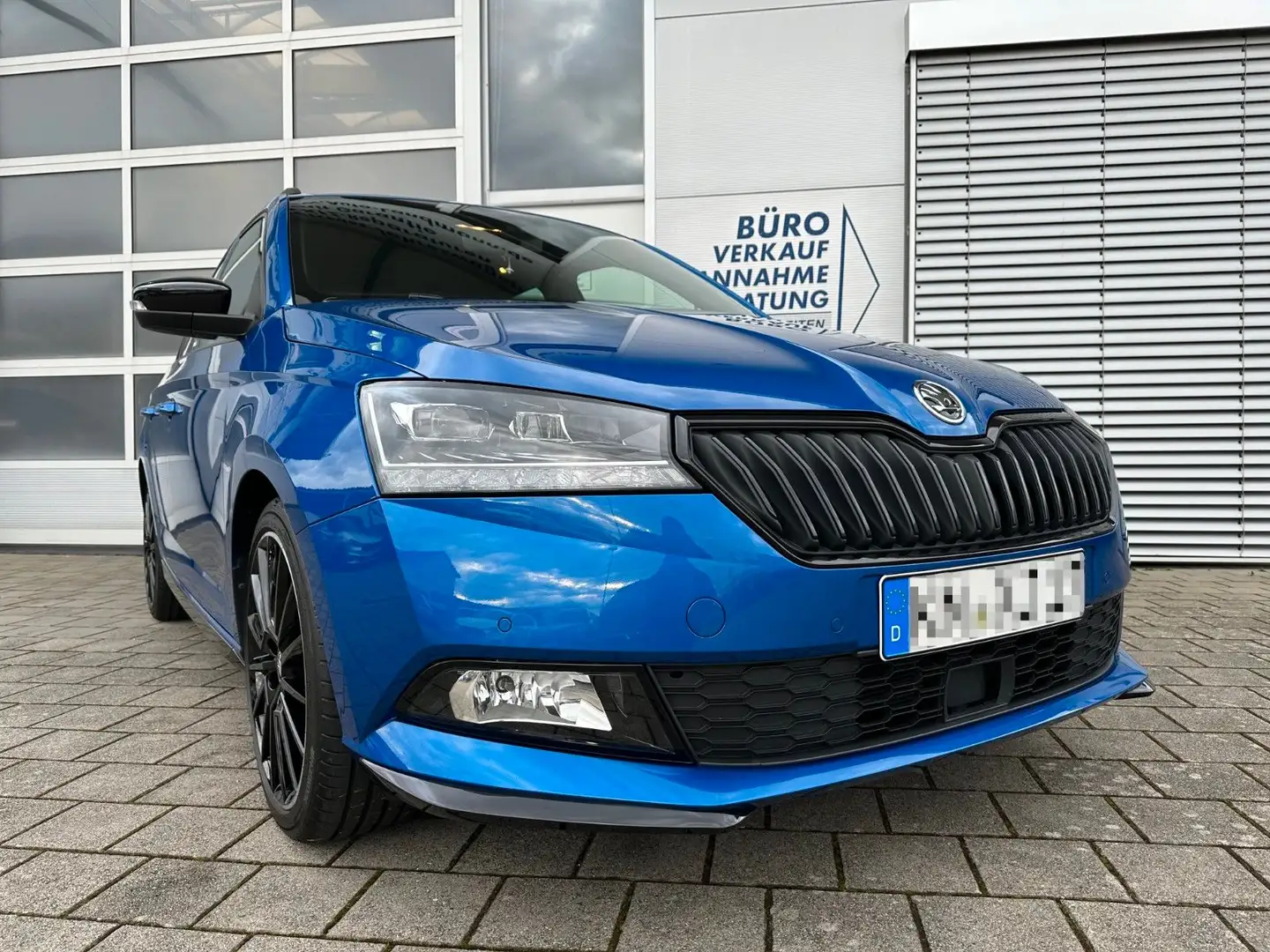 Skoda Fabia Combi 1.0 TSI DSG MONTE CARLO DAB LED 17" Blau - 1