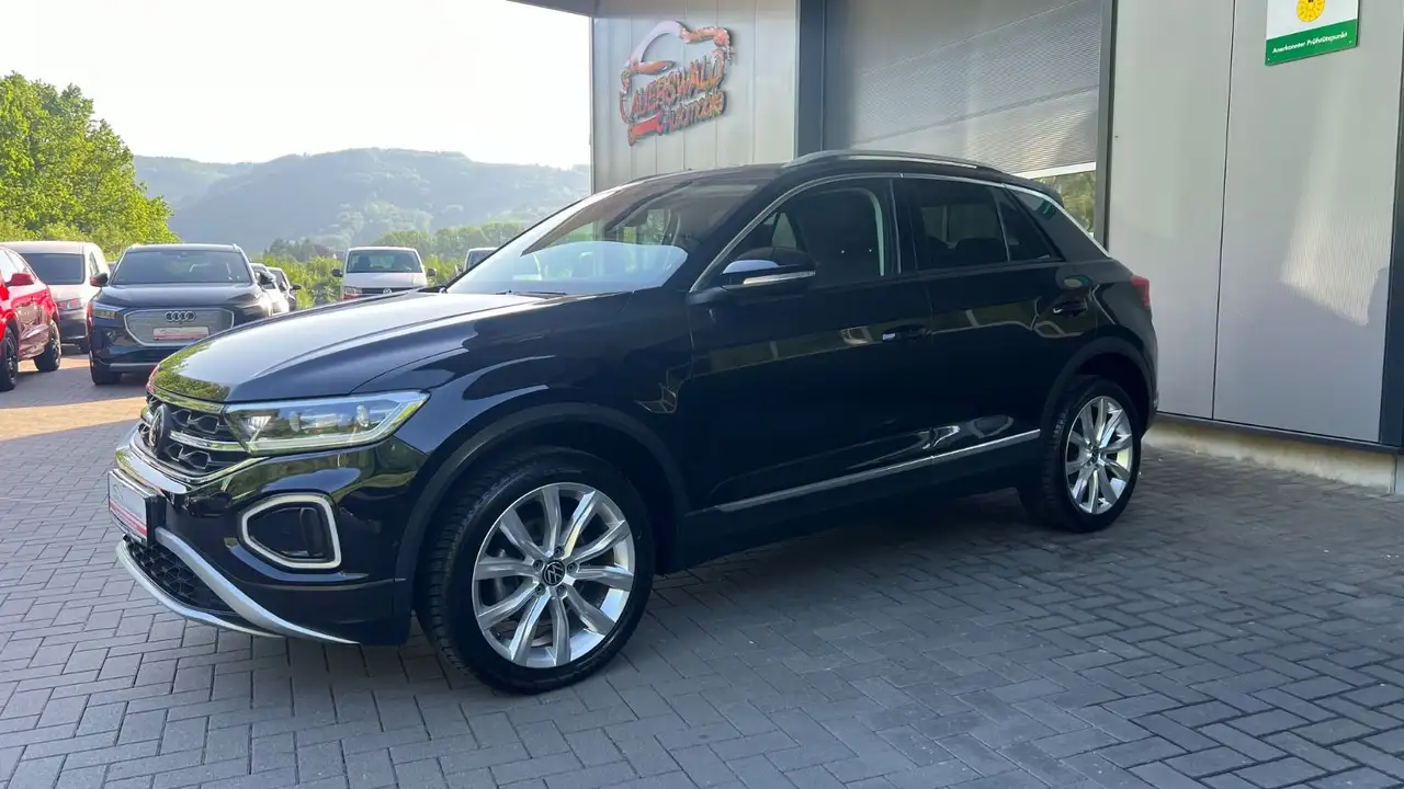 2023 Volkswagen T-Roc Style IQ Drive *DSG *LED *DAB *App, photograph 3