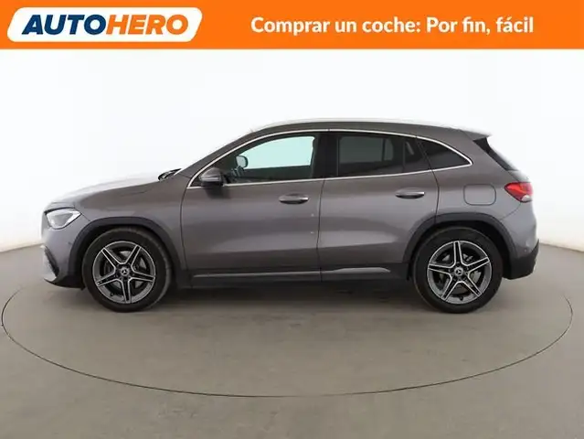 Mercedes-Benz Gla view 3