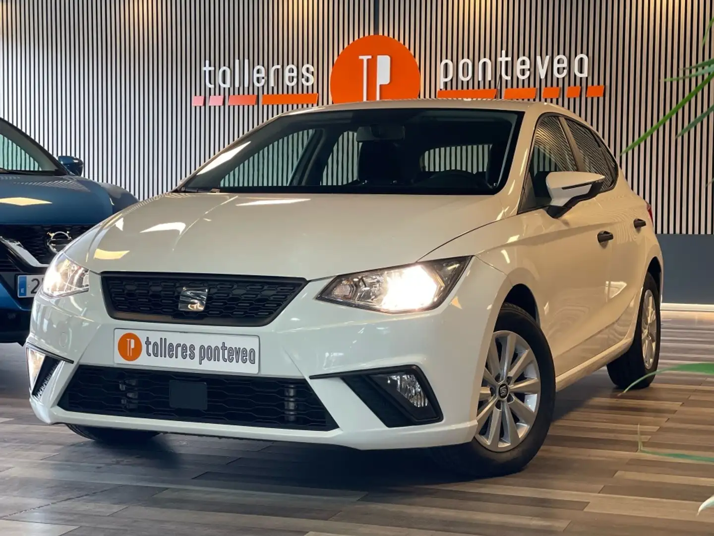 SEAT Ibiza 1.6TDI CR S&S Reference 95 Blanco - 2