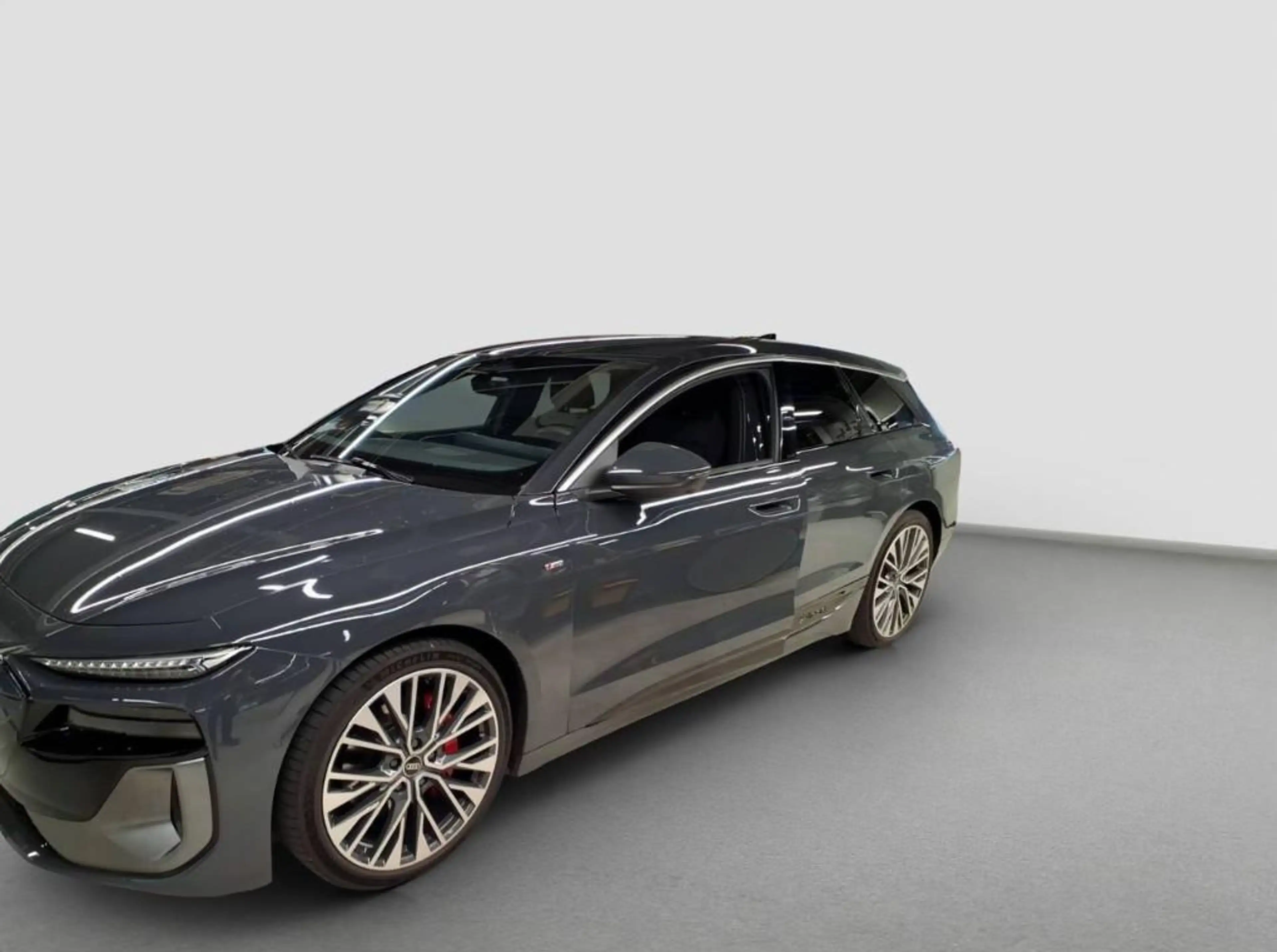 Audi A6 Avant e-tron quattro S line - AHK - MATRIX — photo 4