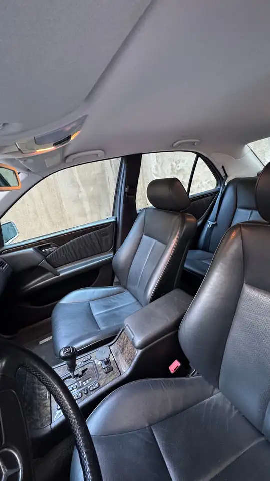 Mercedes-Benz E 300 Classe E - W210 Berlina td Elegance, foto 8