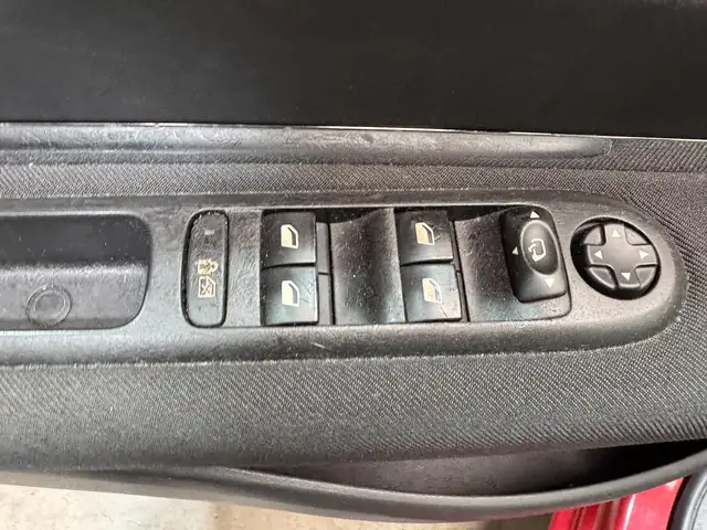 Peugeot 5008 view 20