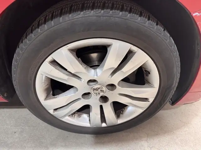 Peugeot 5008 view 24