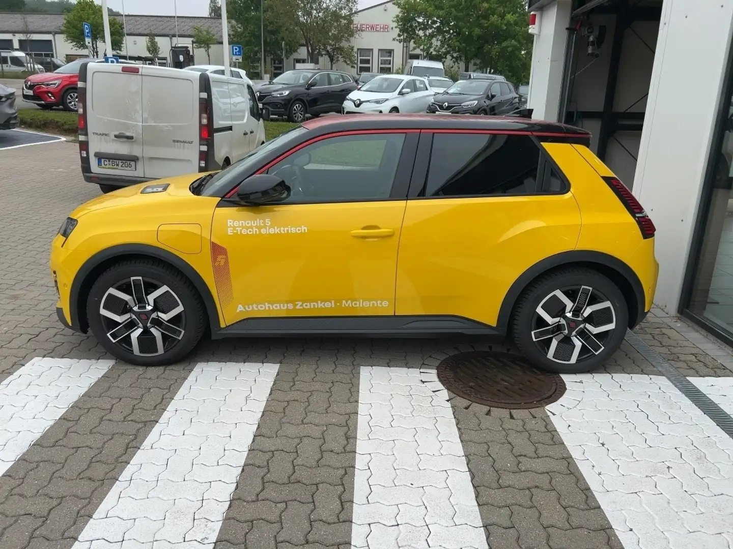 Renault R 5 E-Tech Techno 120 Urban Range Gelb - 2
