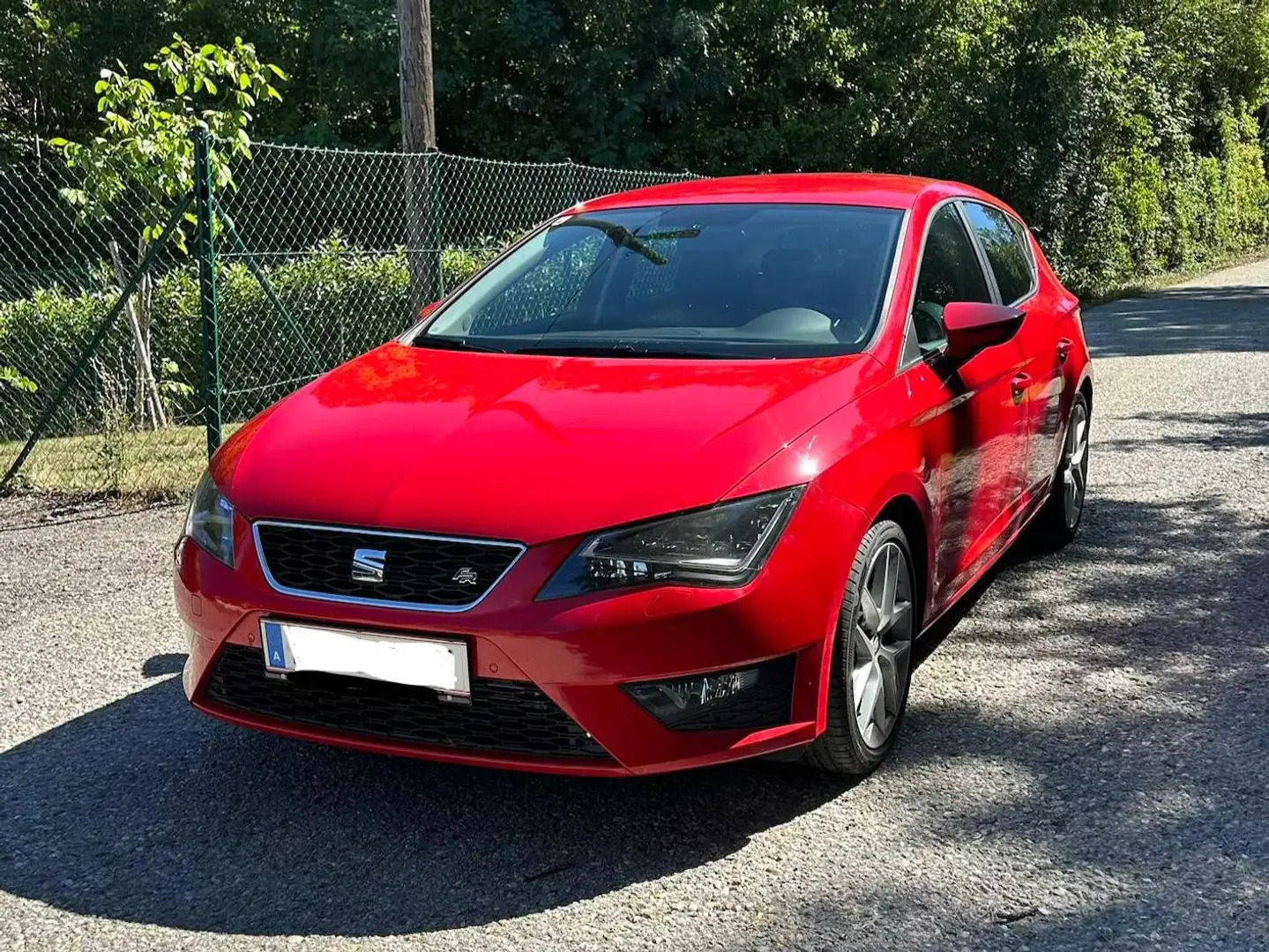 SEAT Leon Leon FR 1,4 TSI Start-Stopp FR Start-Stopp Rot - 2