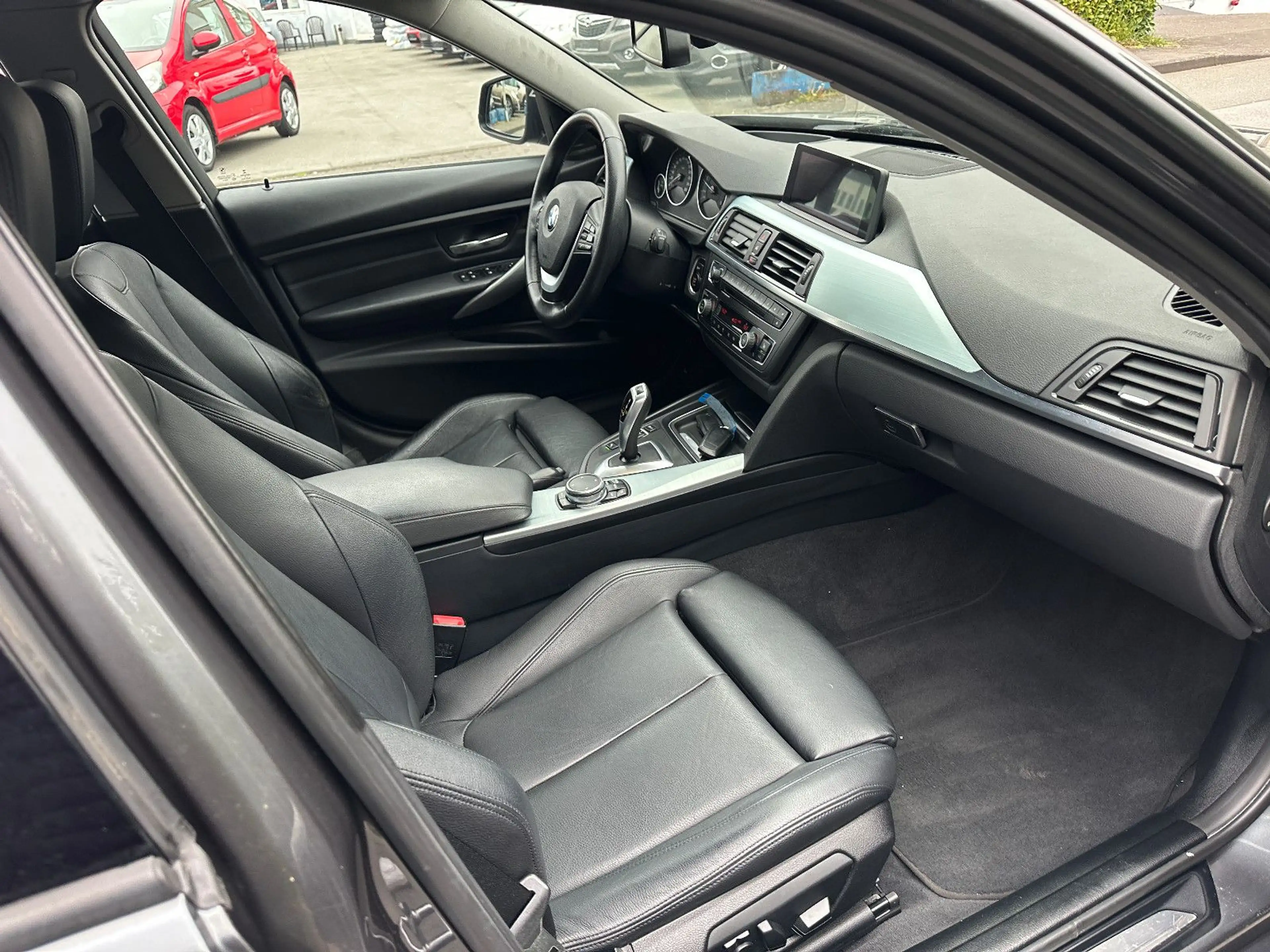 BMW 325 3 Touring 325 d — photo 14