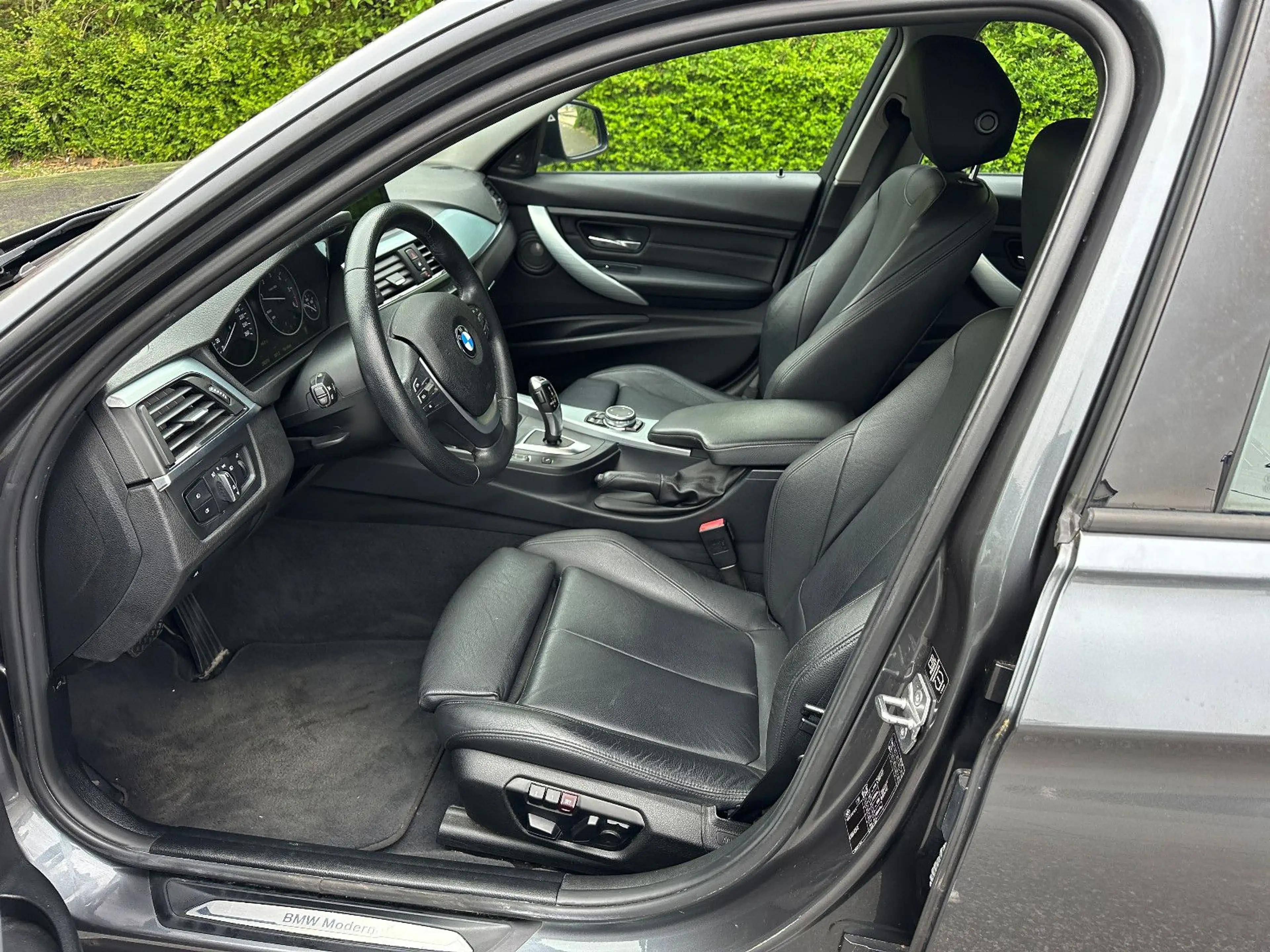 BMW 325 3 Touring 325 d — photo 9