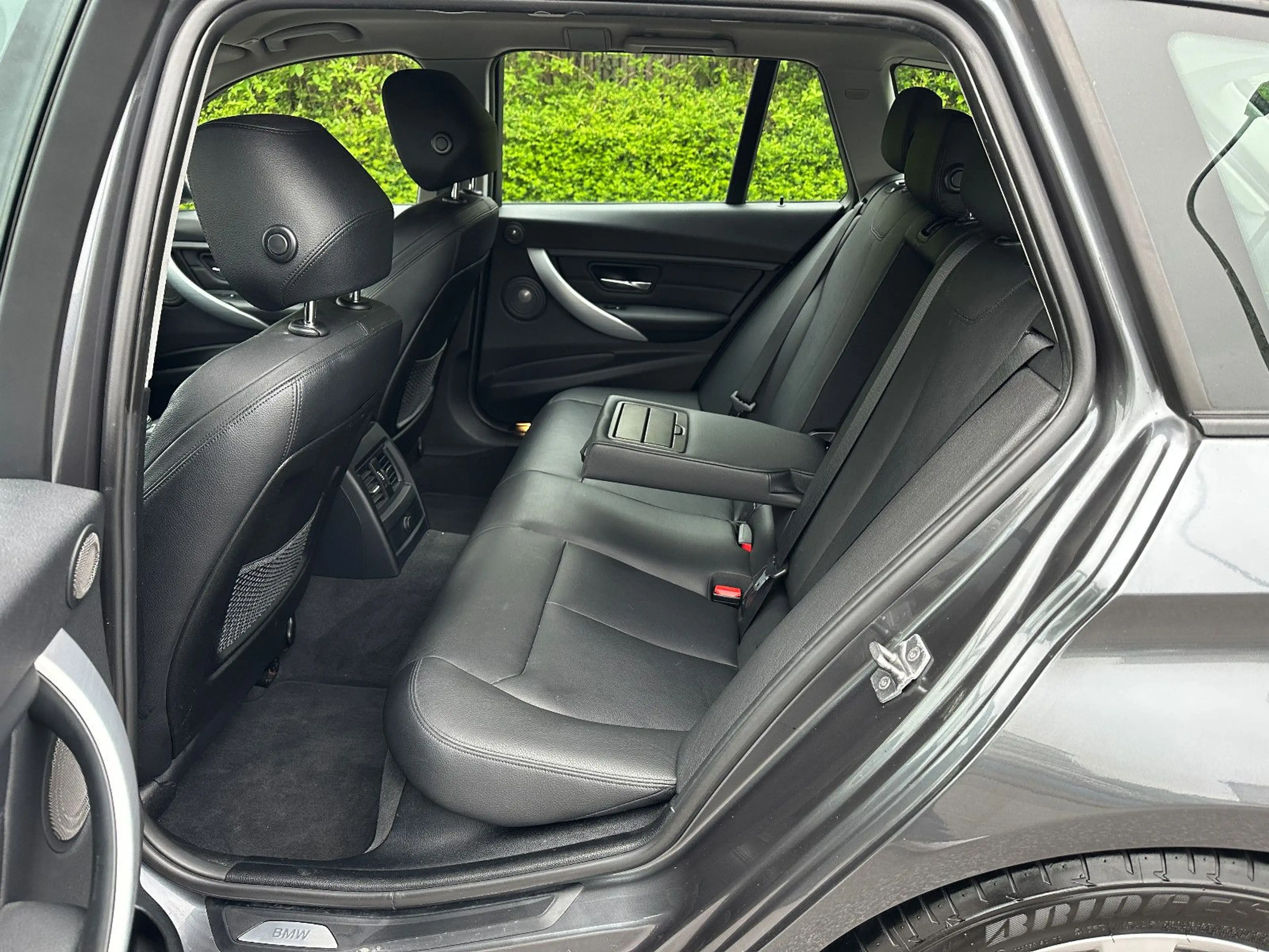 BMW 325 3 Touring 325 d — photo 10